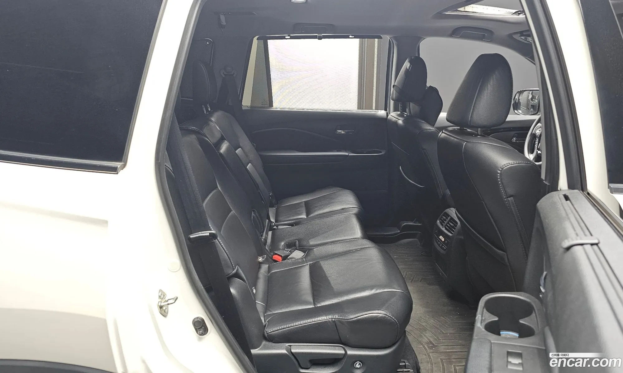 Honda Pilot 2018 5FNYF6850JB200582 — 10