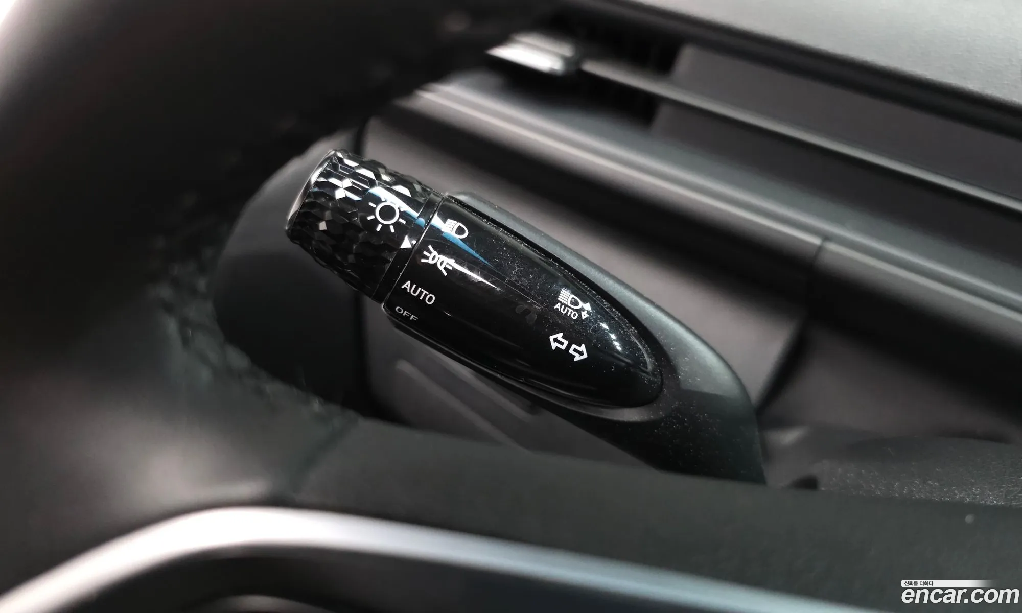 Hyundai Staria 2024 — 28