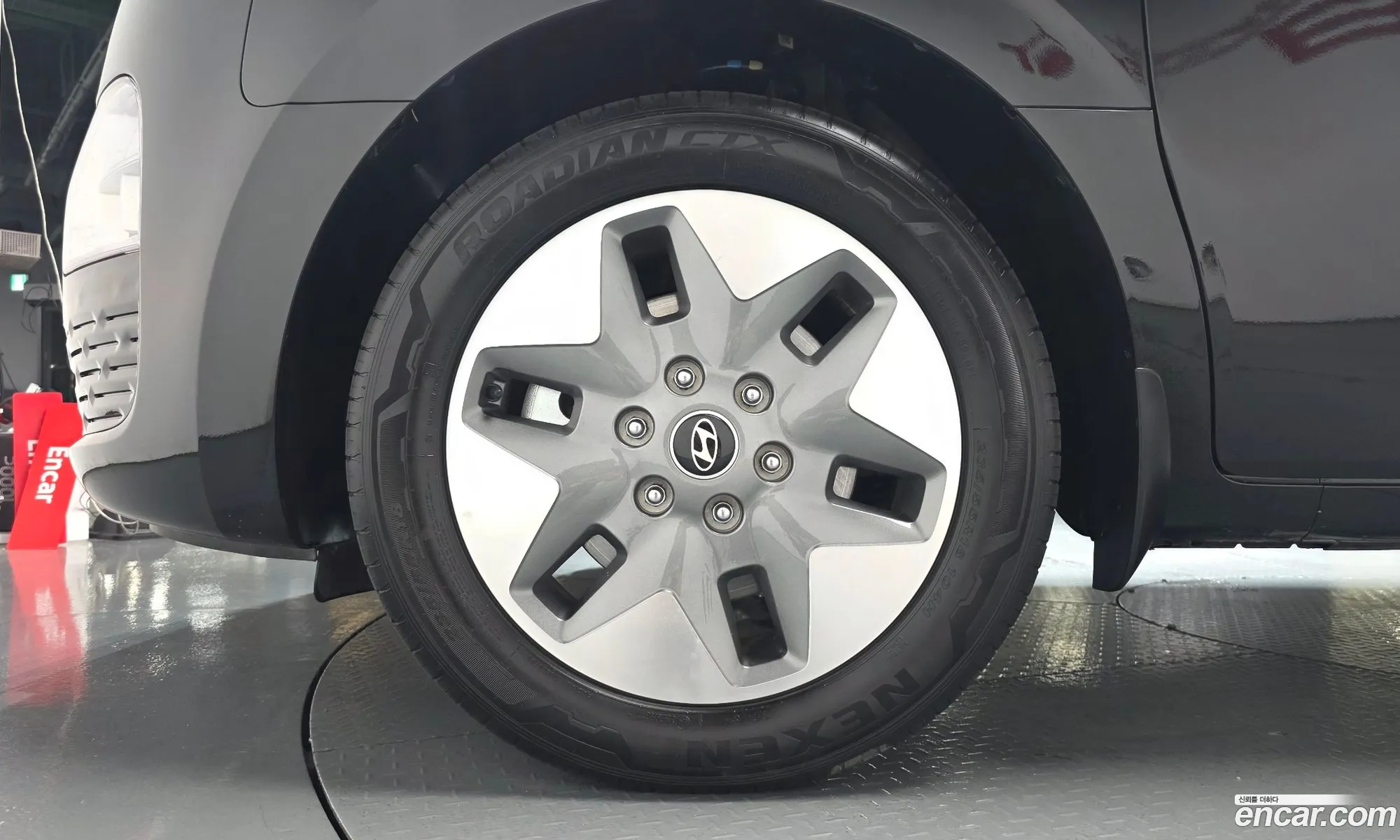 Hyundai Staria 2024 — 16