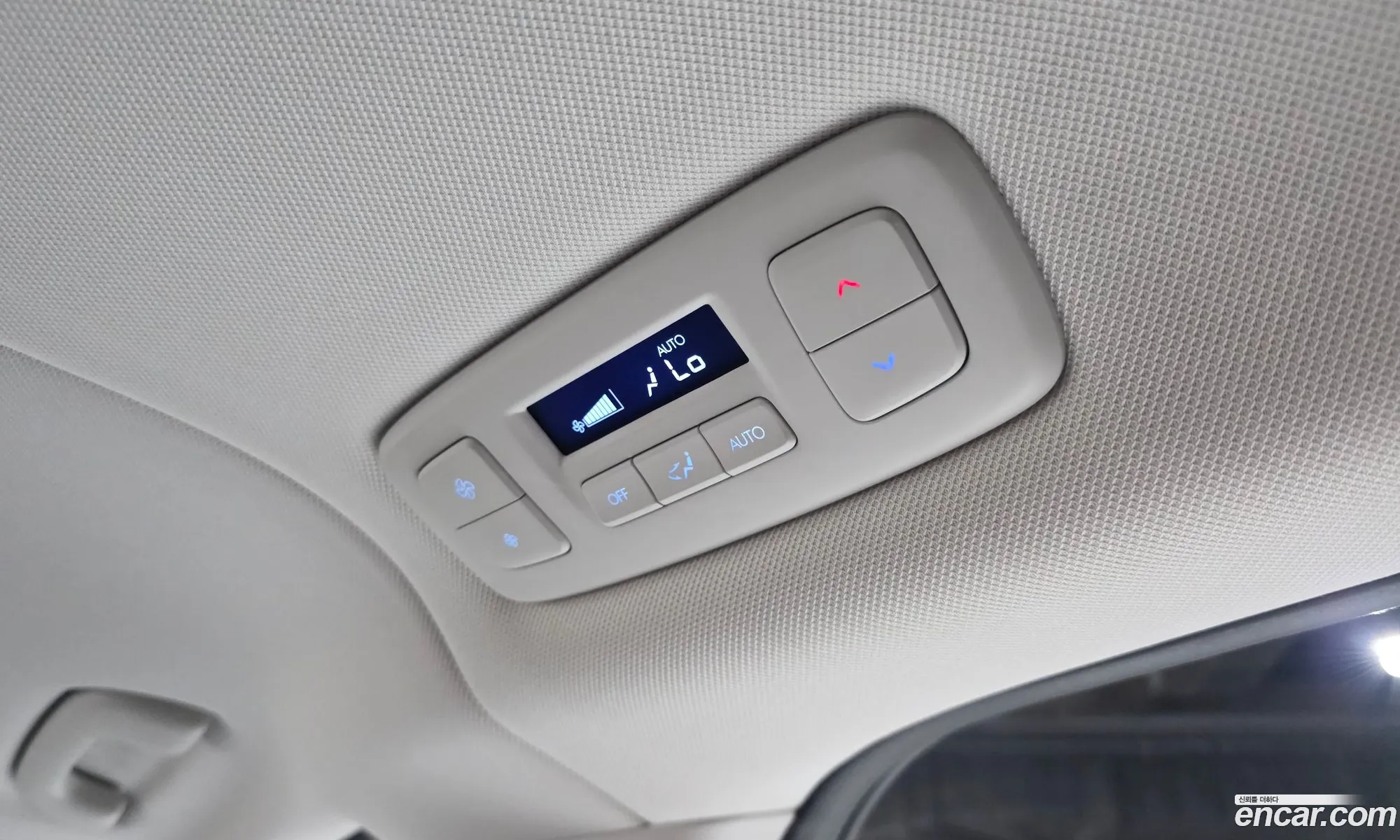 Hyundai Staria 2024 — 29