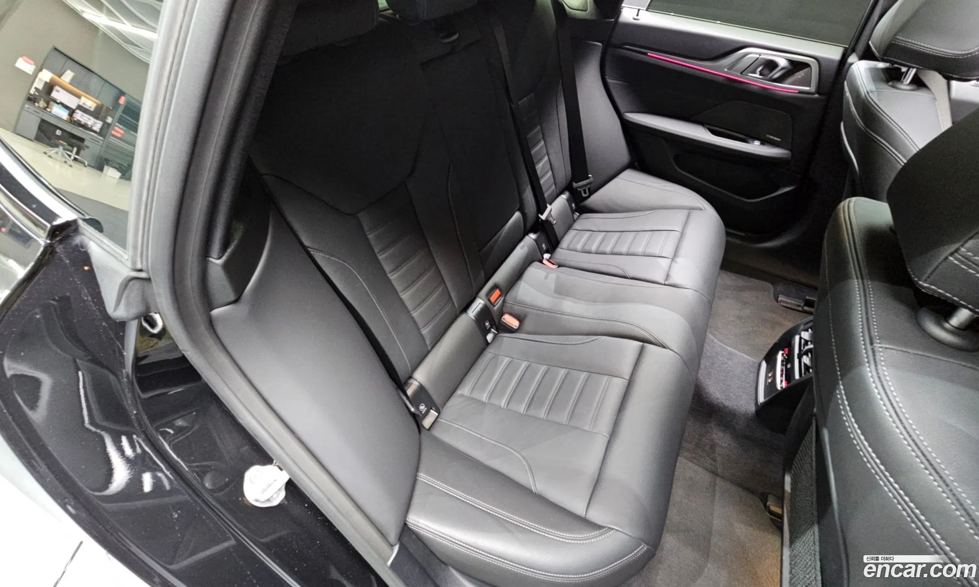 BMW i4 2023 WBY71AW02RFR47476 — 20