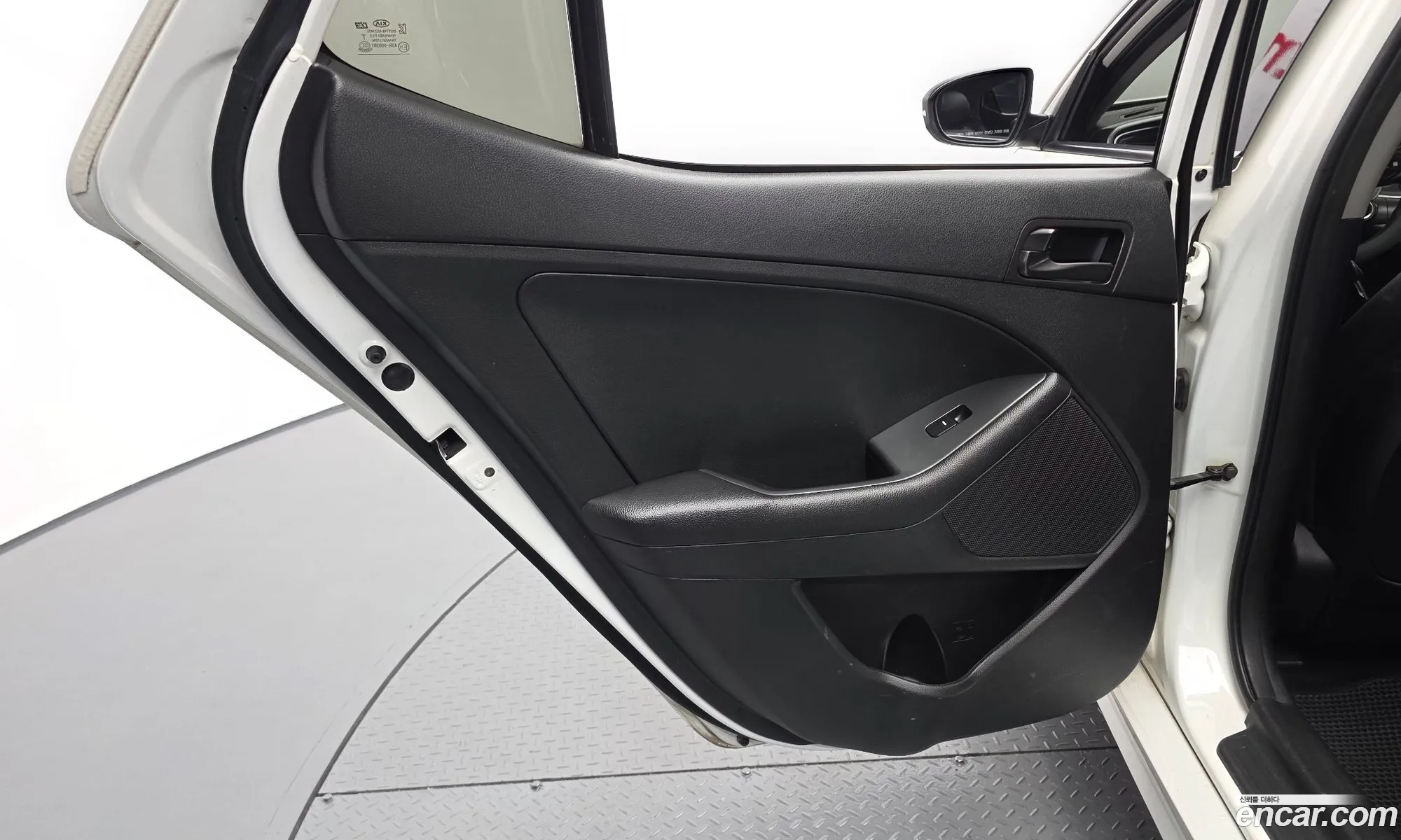 Kia K5 2015 — 18