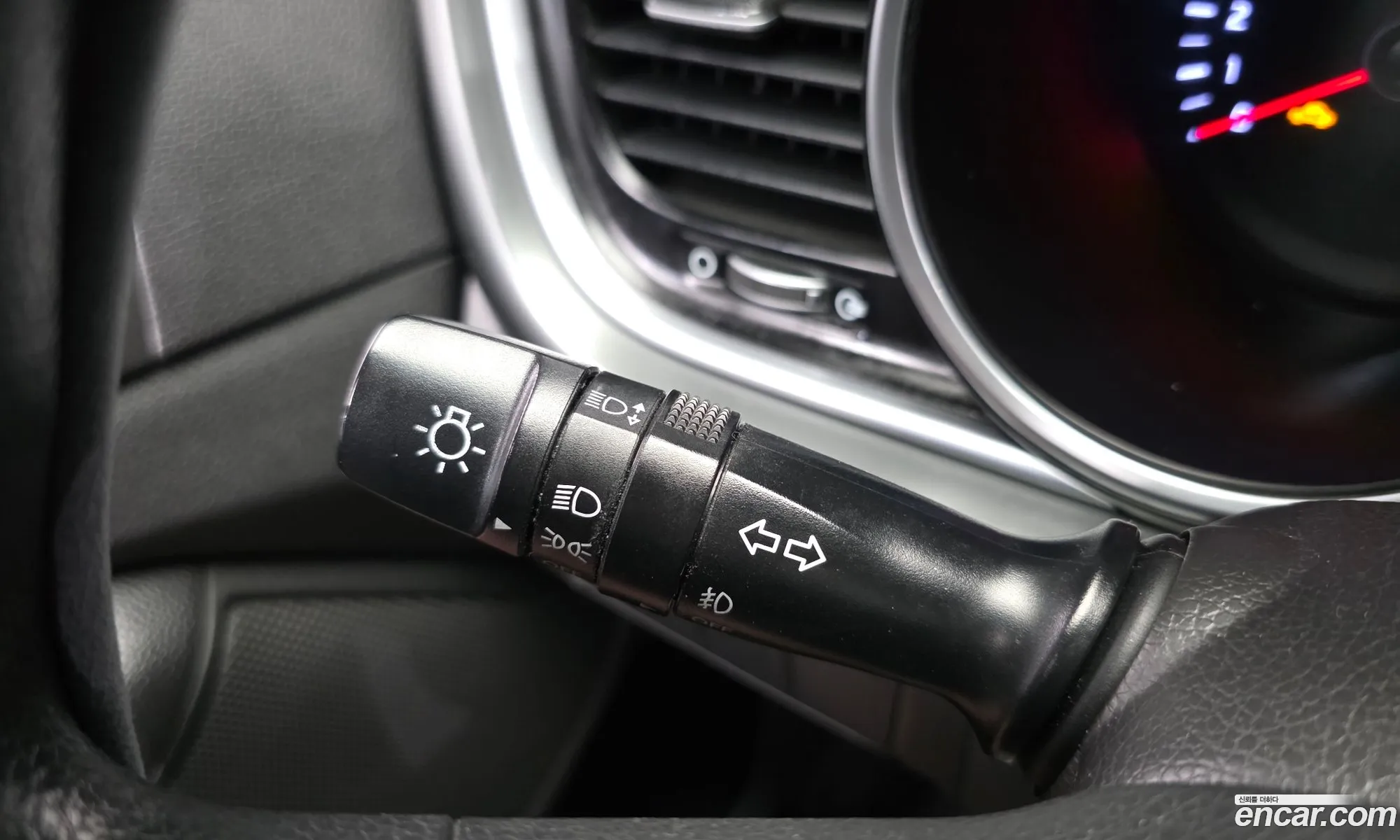 Kia K5 2015 — 17
