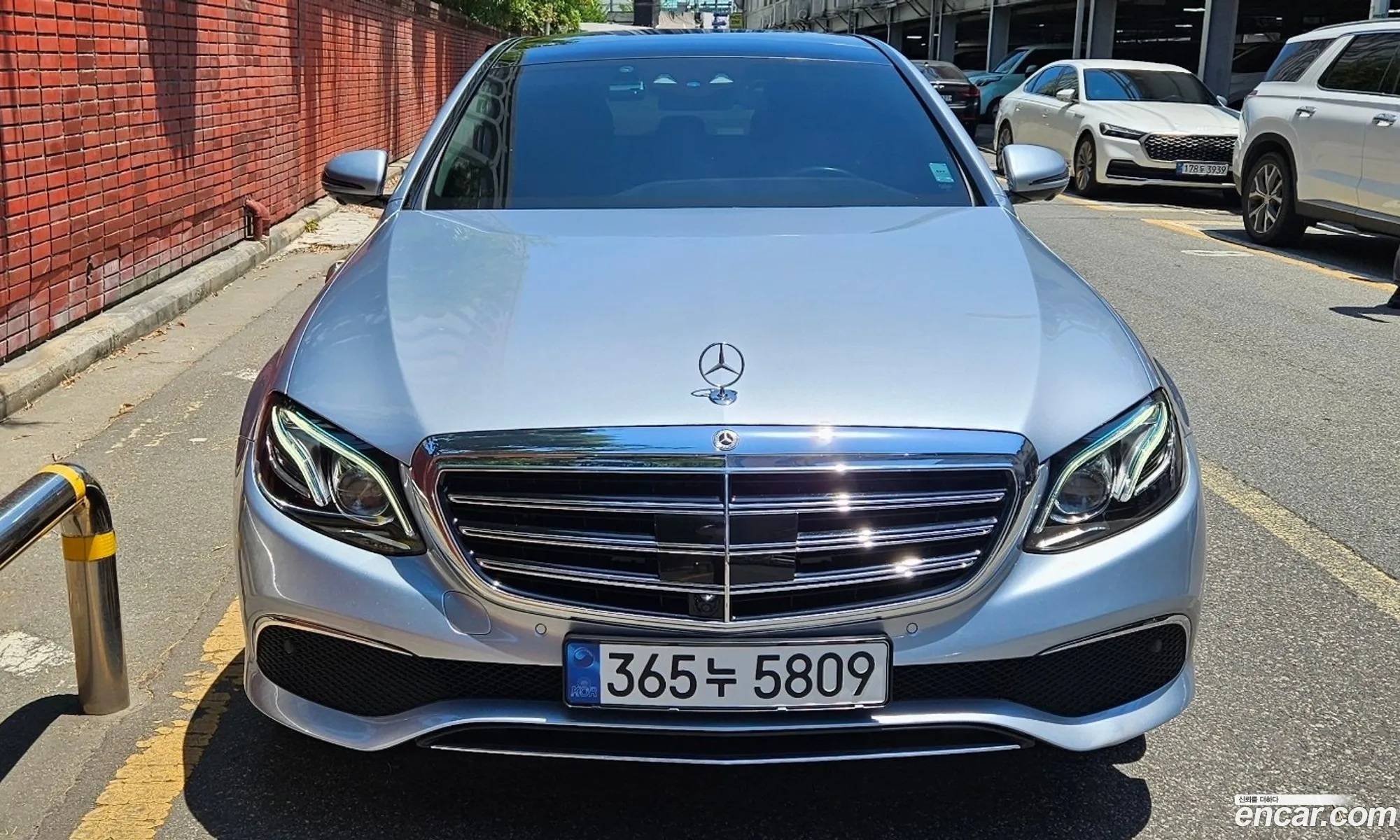 Mercedes-Benz E-Class W213 2018 — 11
