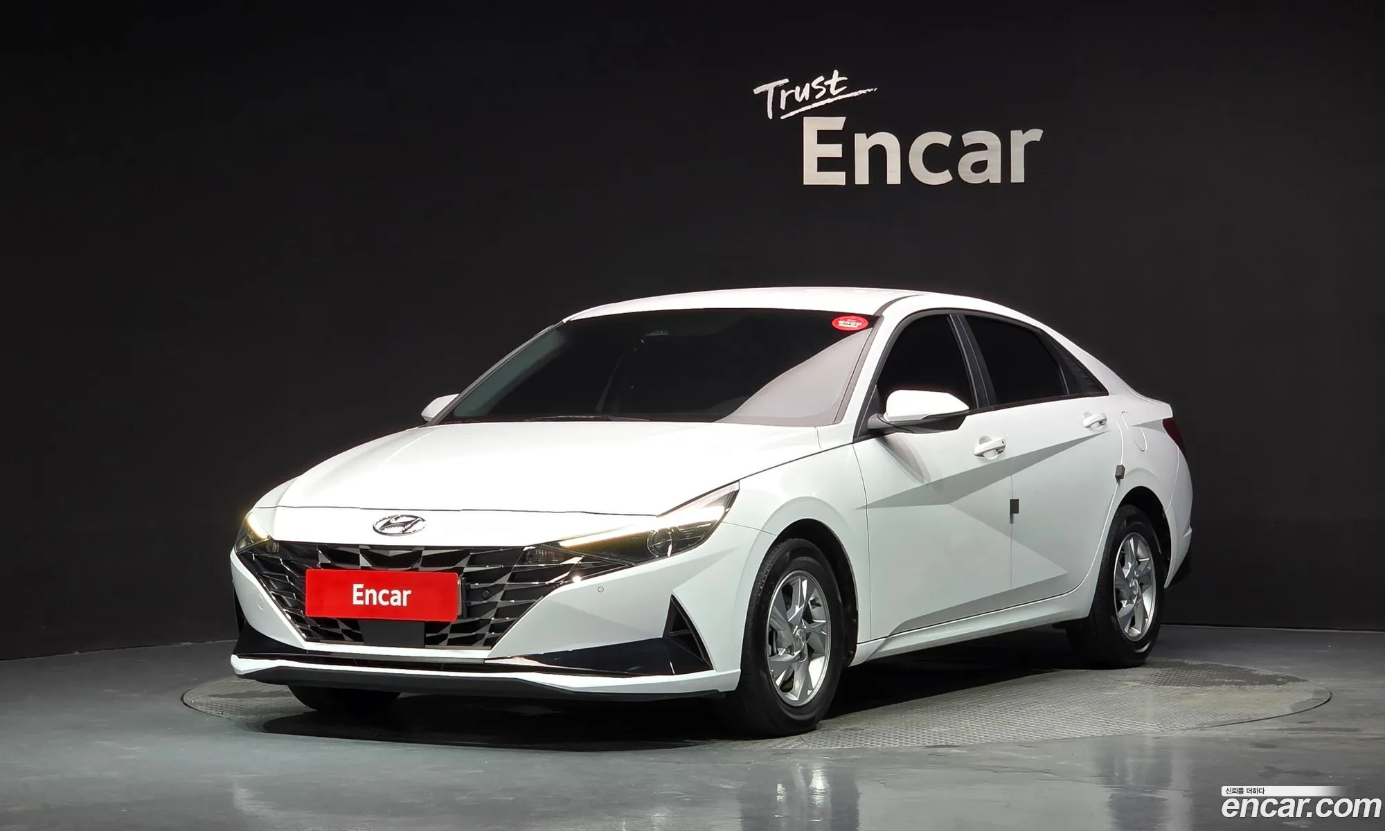 Hyundai Elantra 2021 — 10