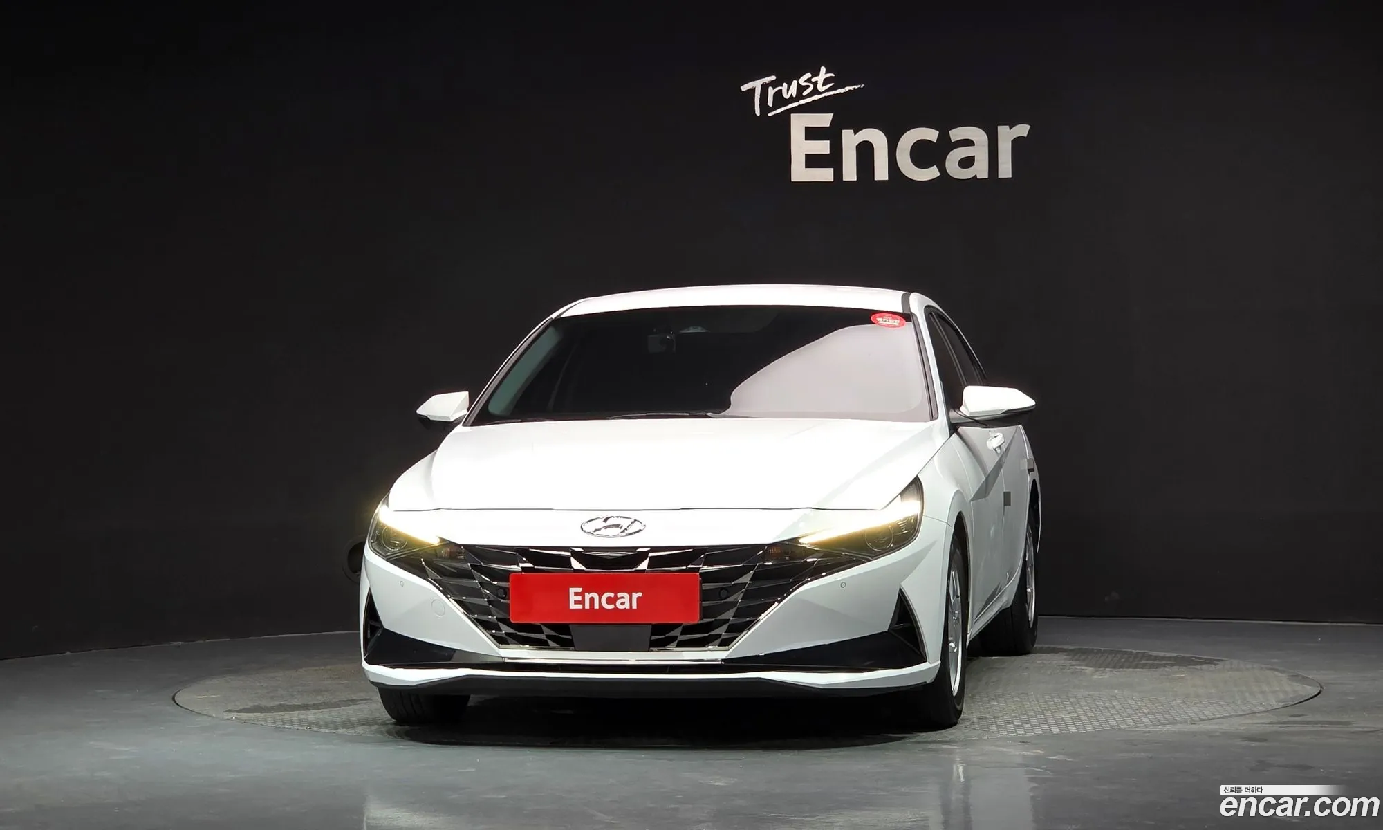 Hyundai Elantra 2021 — 13