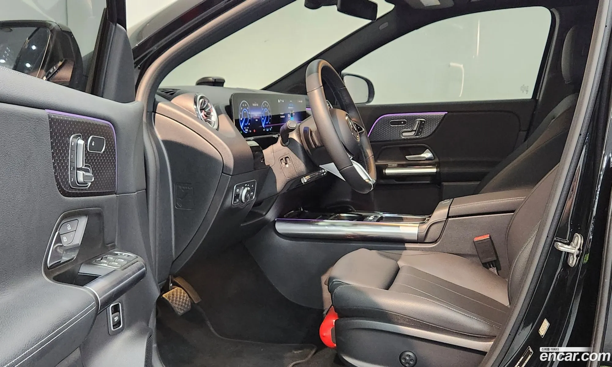 Mercedes-Benz EQA H243 2025 — 17