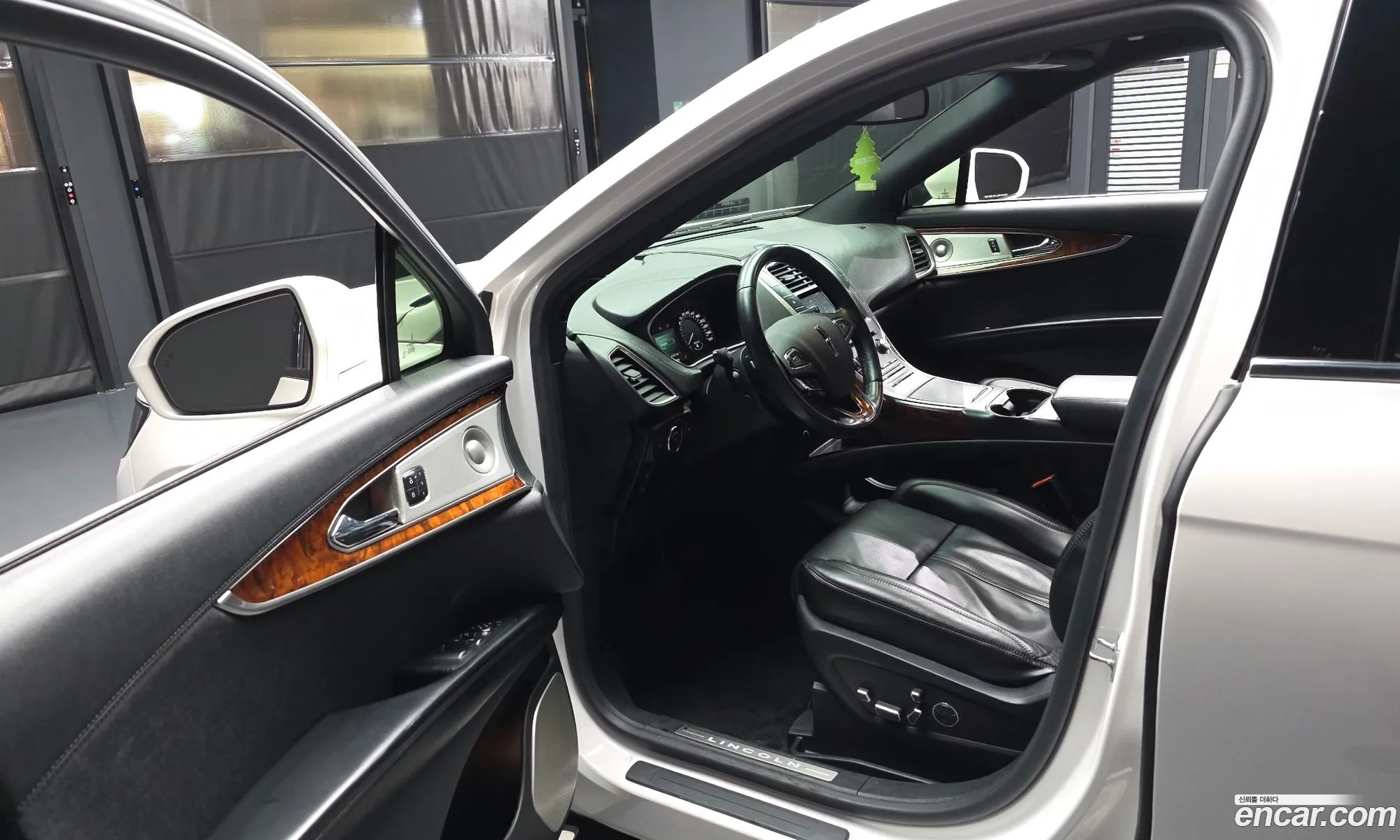 Lincoln MKX 2015 2LMPJ8LP1GBL25199 — 14