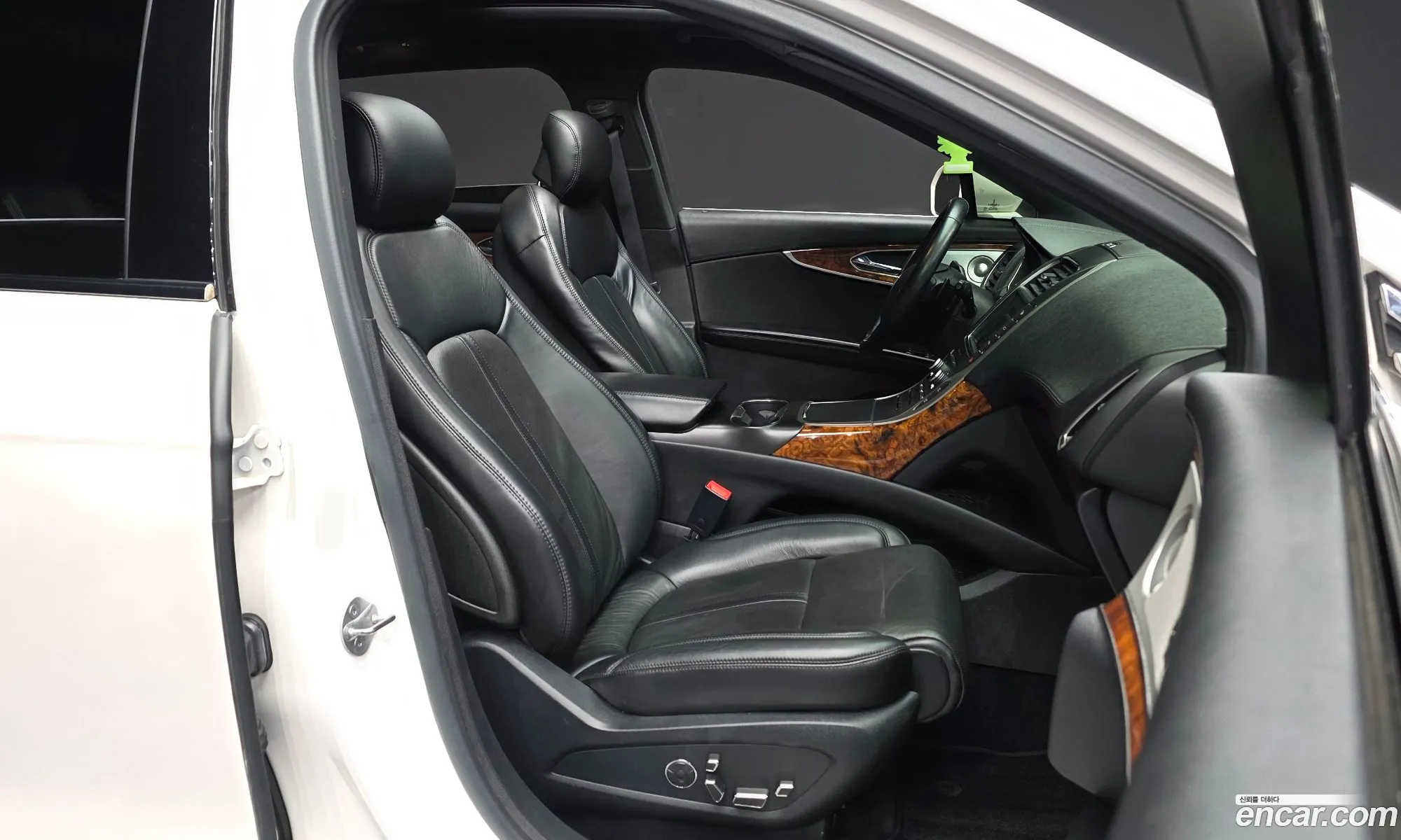 Lincoln MKX 2015 2LMPJ8LP1GBL25199 — 19