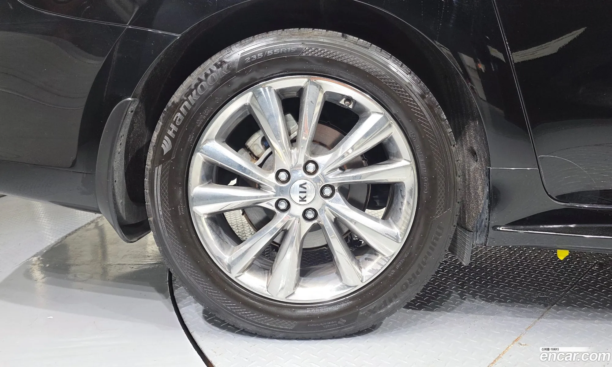 Kia Carnival 2019 — 24
