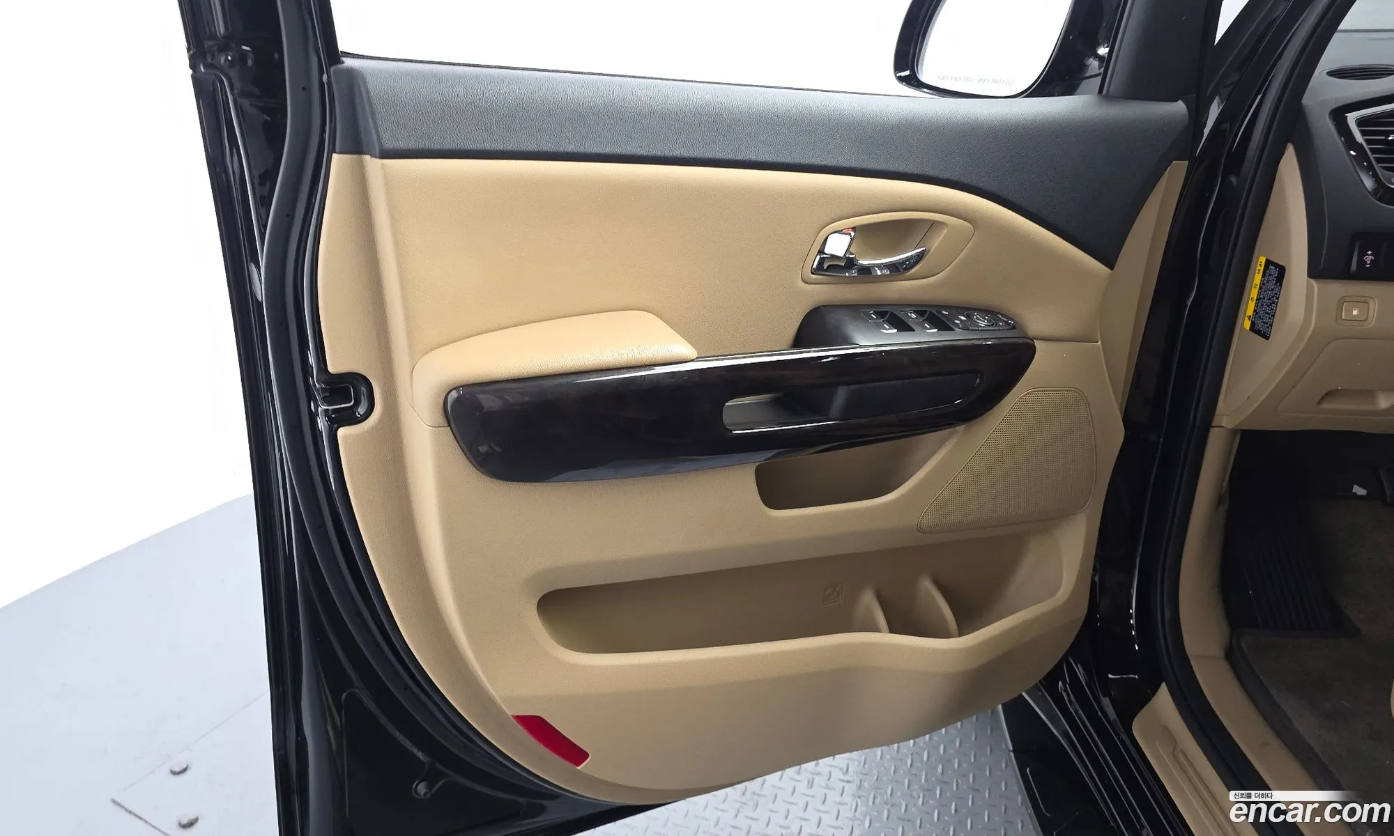 Kia Carnival 2019 — 9