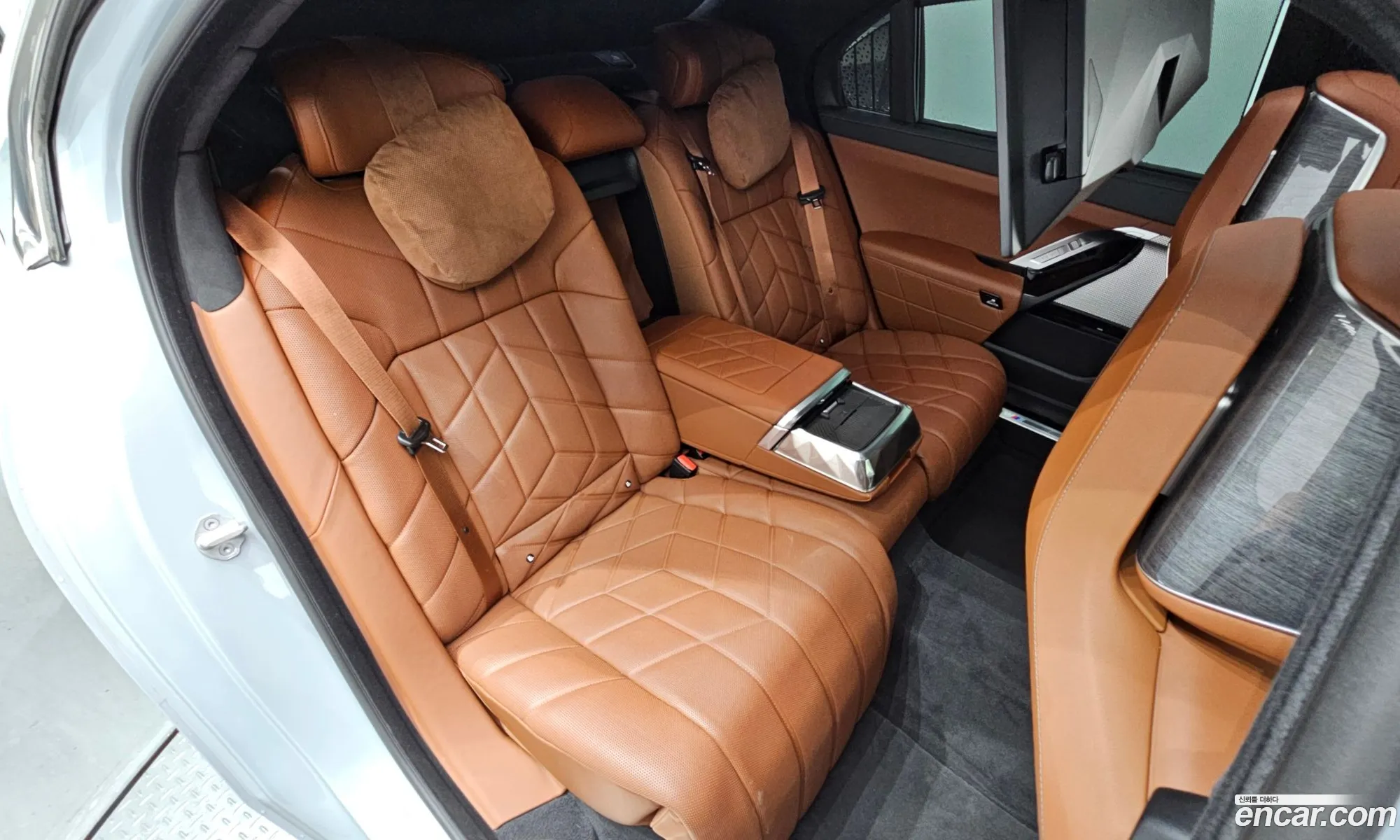 BMW 7 Series 2023 — 18