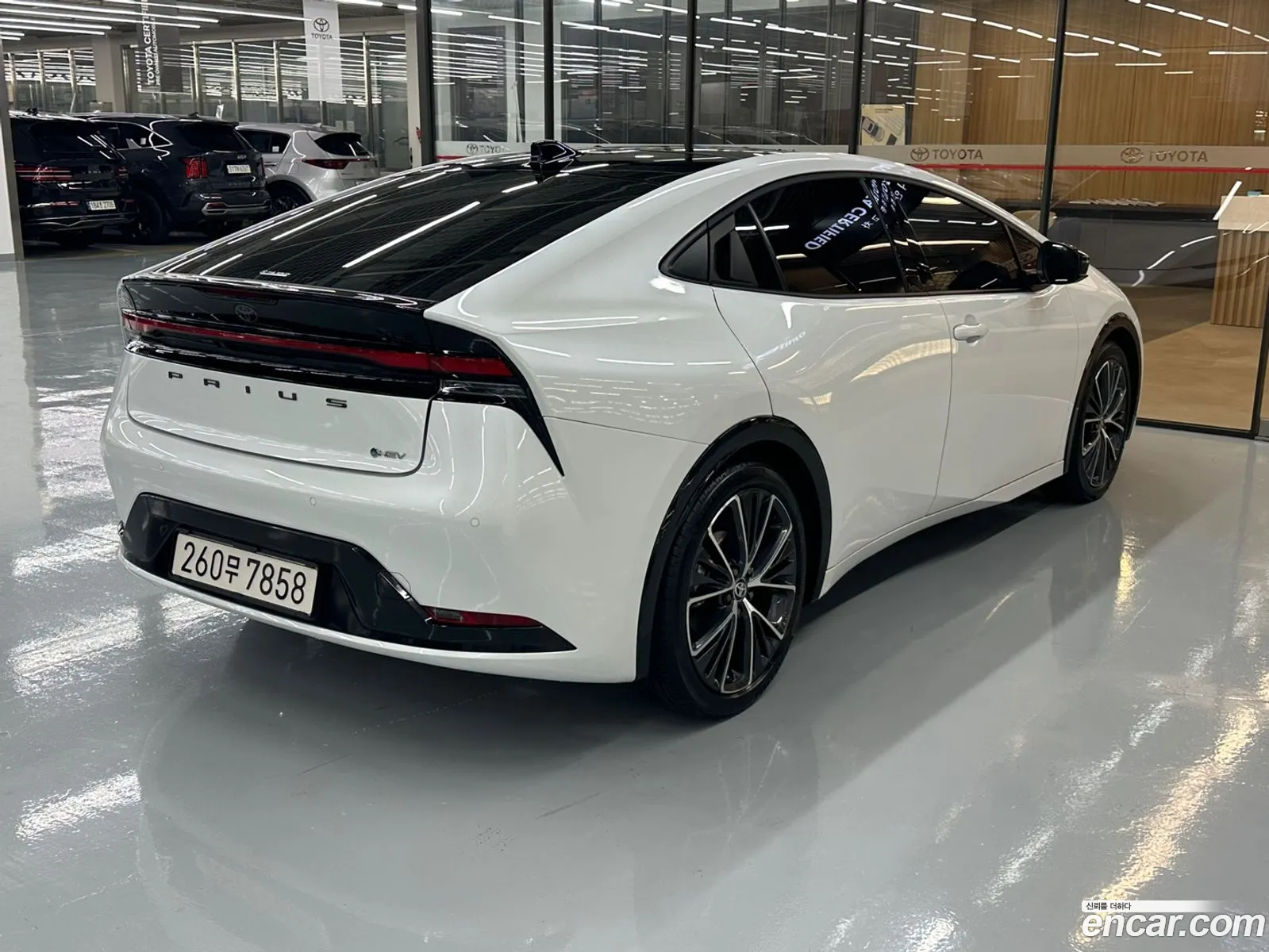 Toyota Prius 2025 — 10