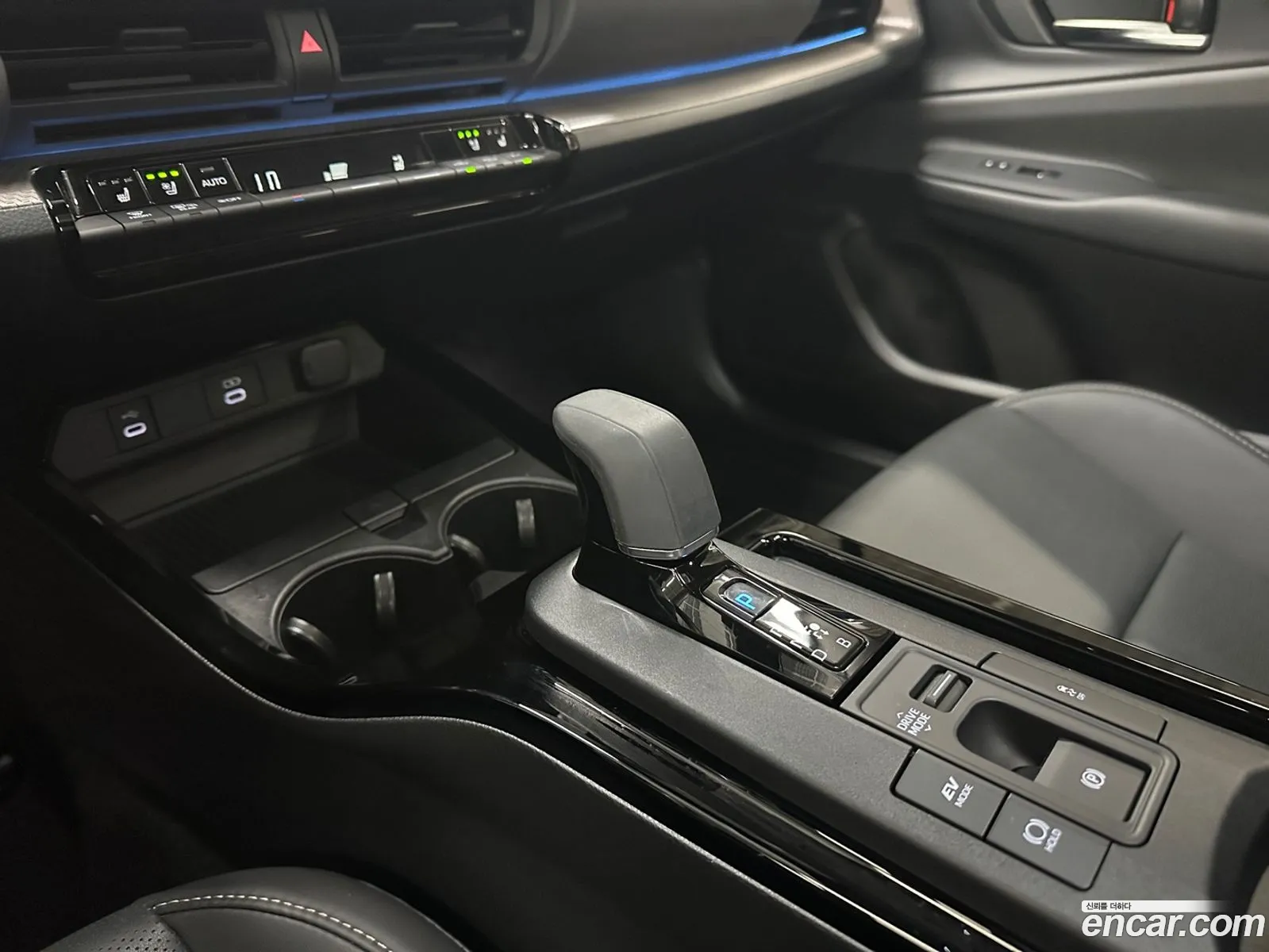 Toyota Prius 2025 — 8