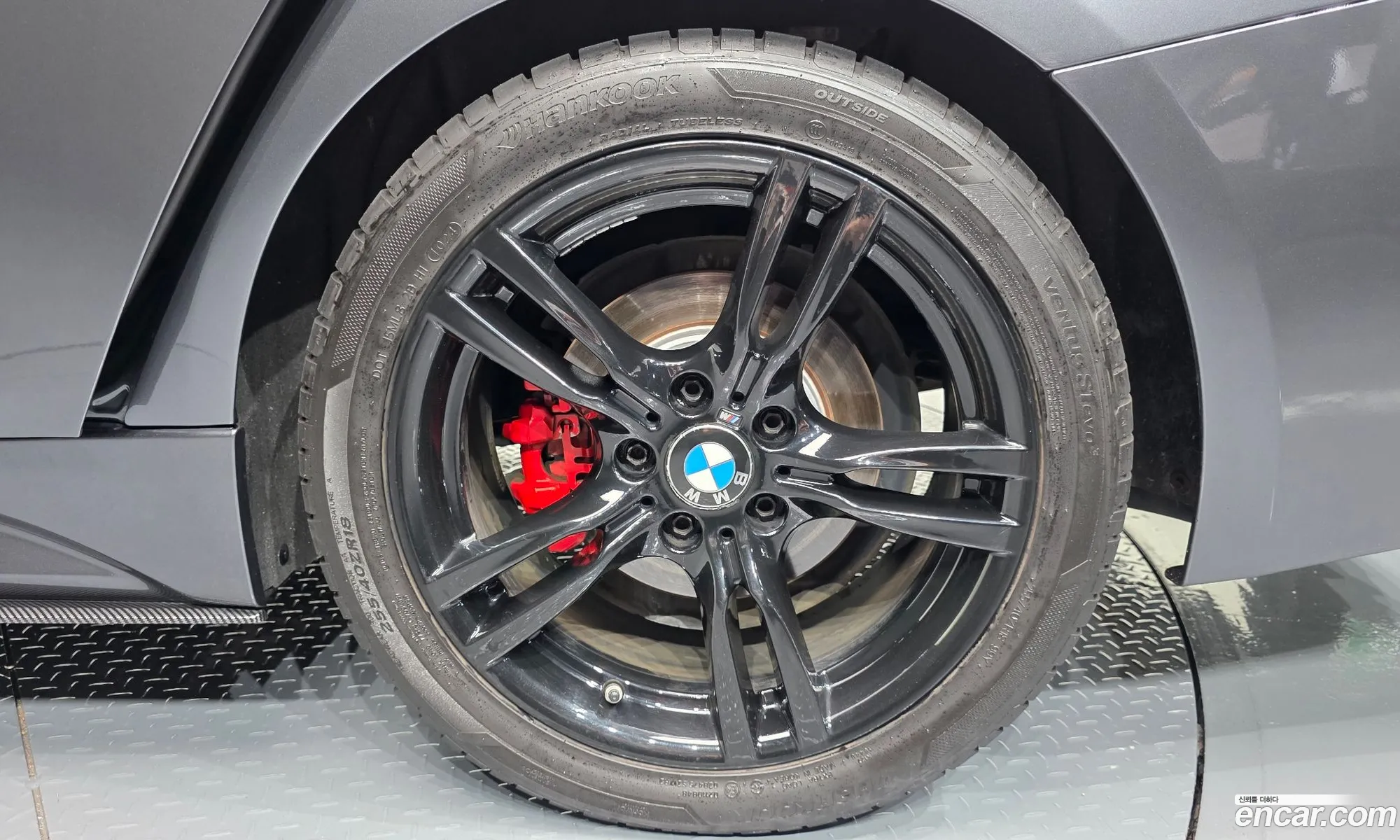 BMW 3 Series 2018 WBA8B9102JA538403 — 26