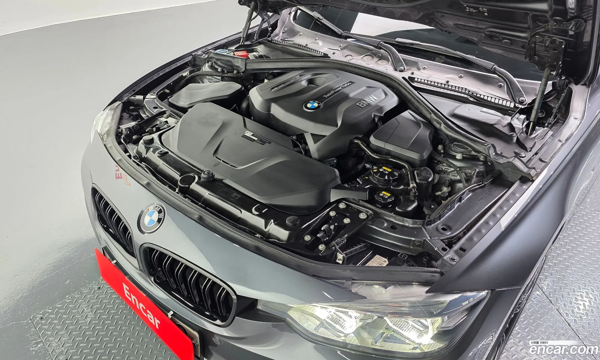 BMW 3 Series 2018 WBA8B9102JA538403 — 12