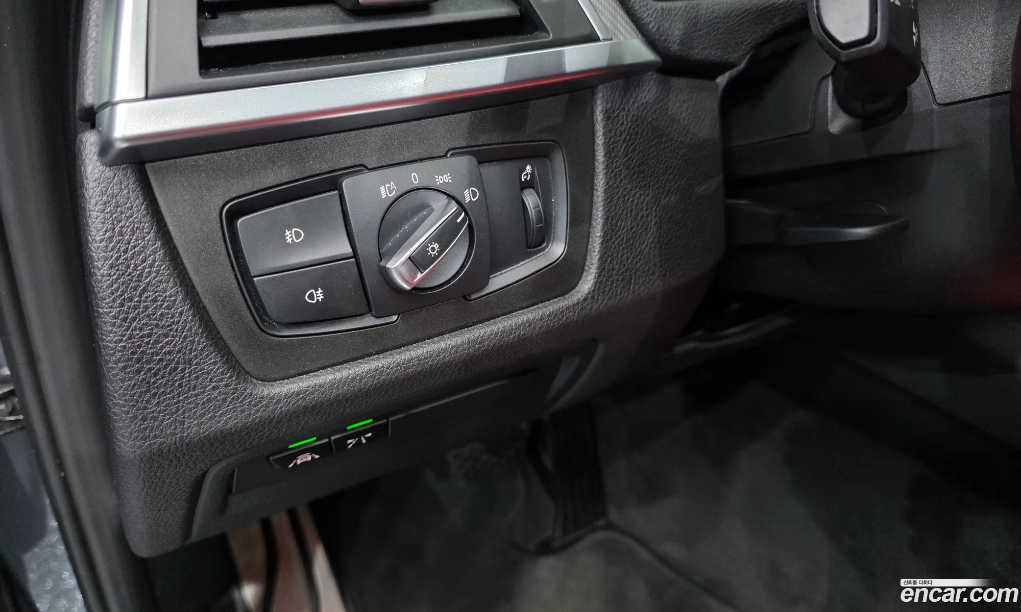 BMW 3 Series 2018 WBA8B9102JA538403 — 2