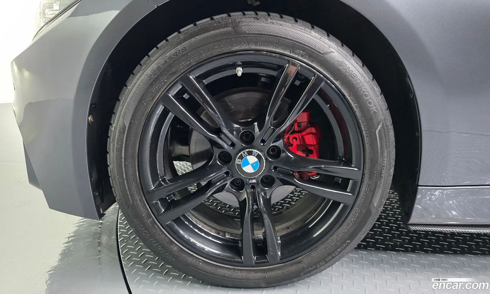 BMW 3 Series 2018 WBA8B9102JA538403 — 13