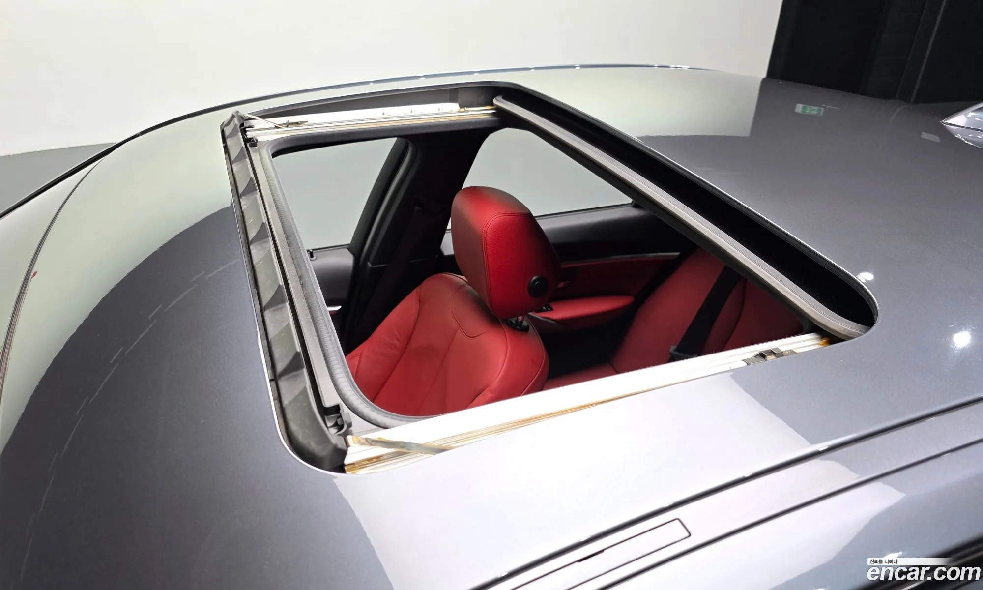 BMW 3 Series 2018 WBA8B9102JA538403 — 3