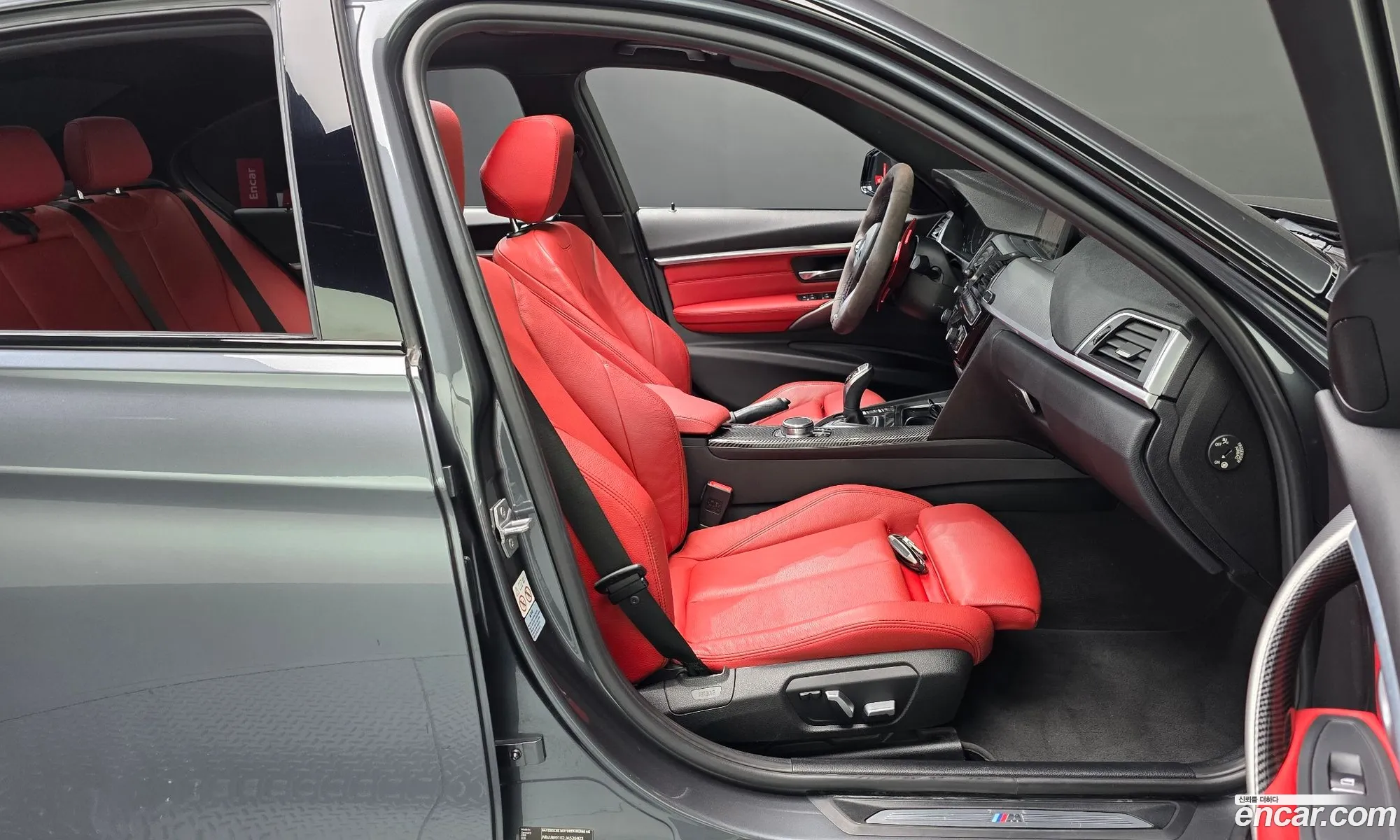 BMW 3 Series 2018 WBA8B9102JA538403 — 17