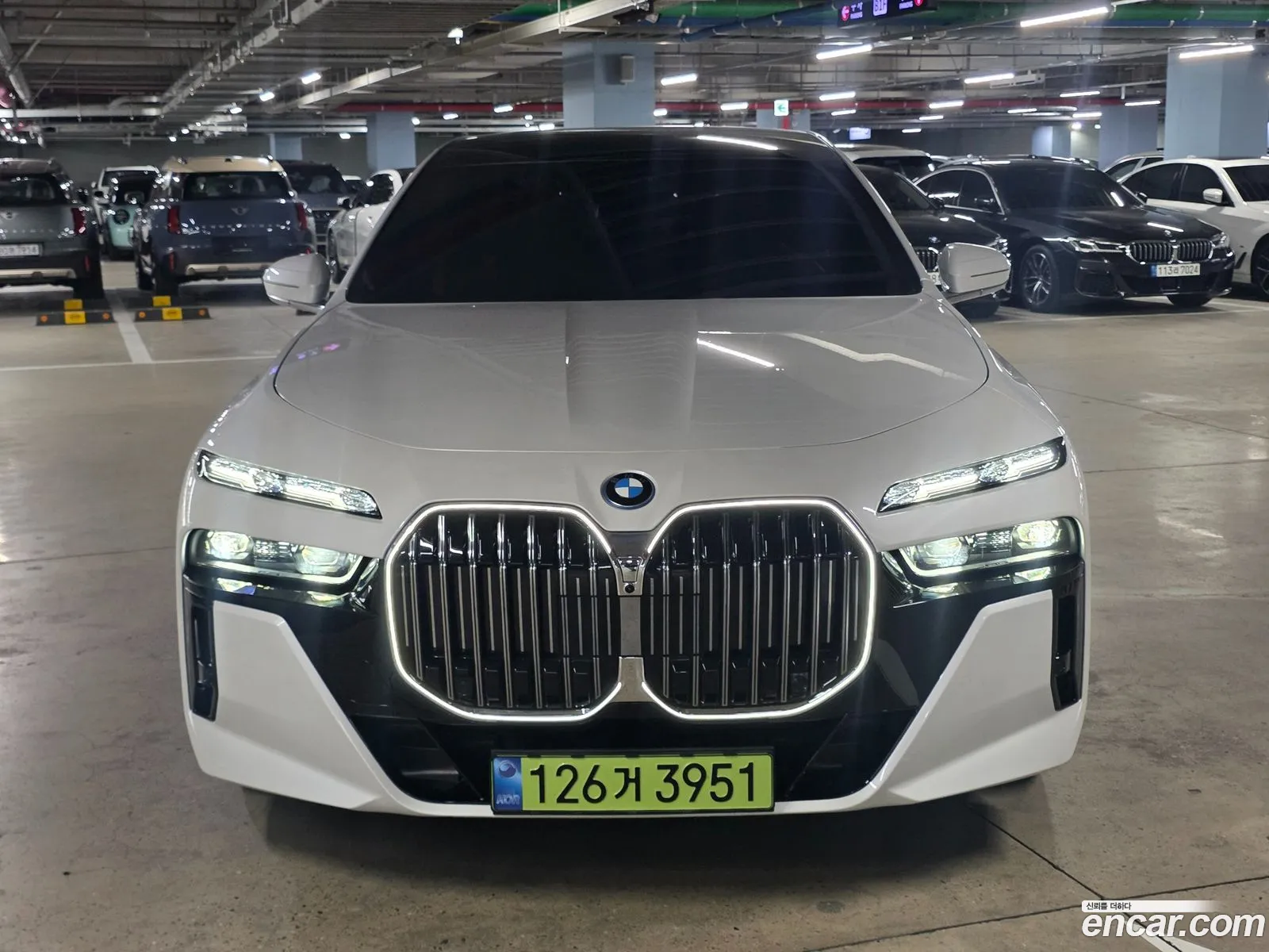 BMW 7 Series 2026 — 8