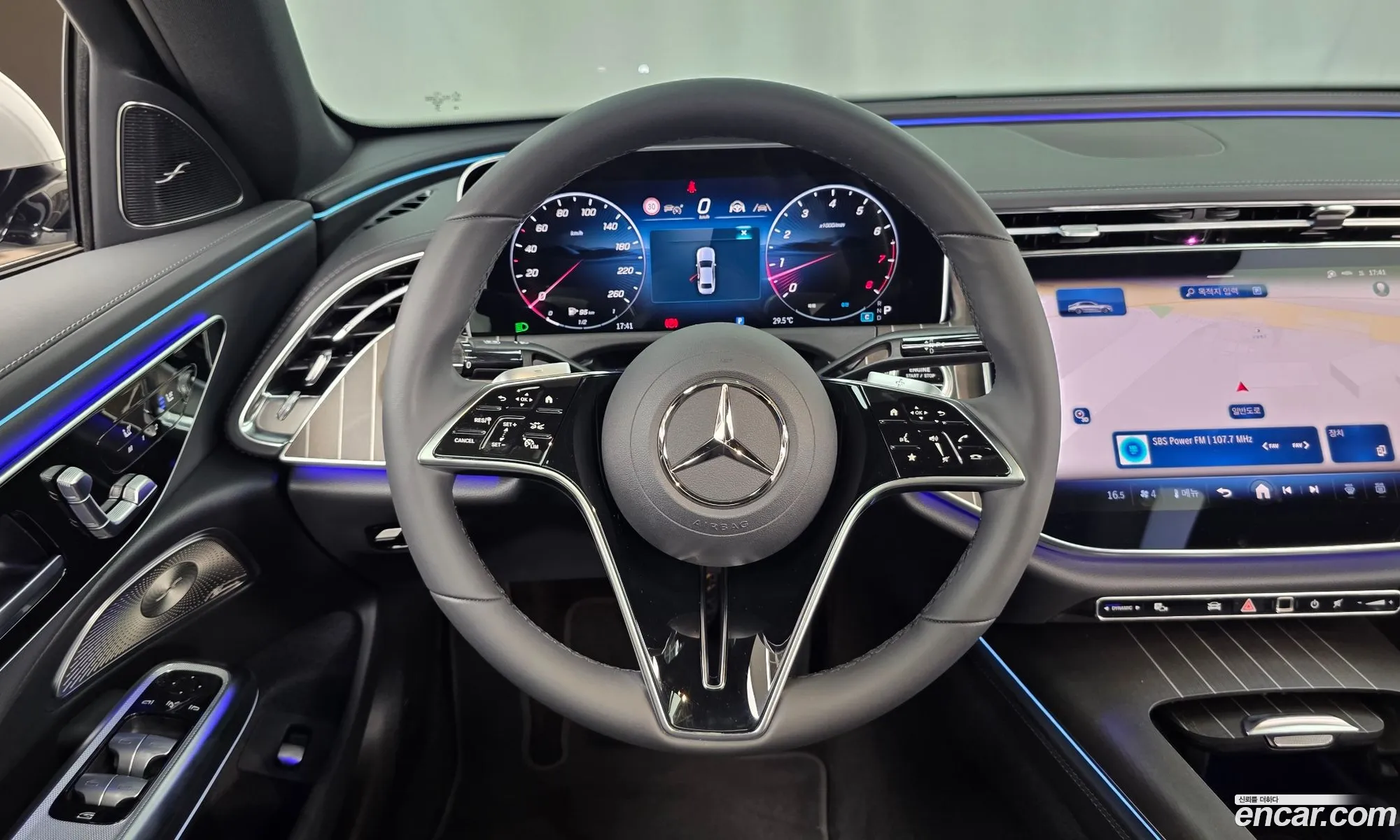 Mercedes-Benz E-Class W214 2025 — 13