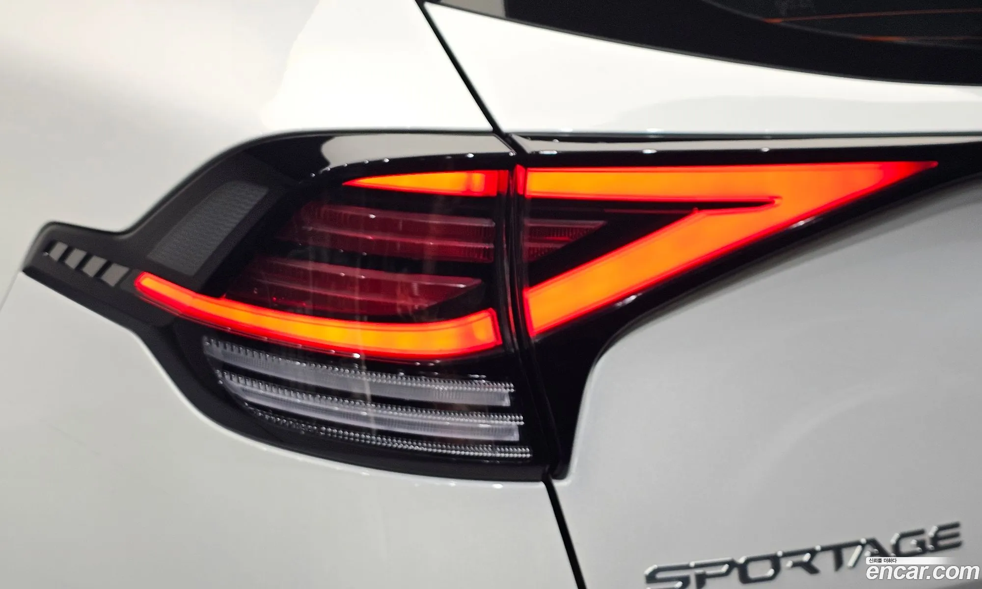 Kia Sportage Hybrid 2022 — 3