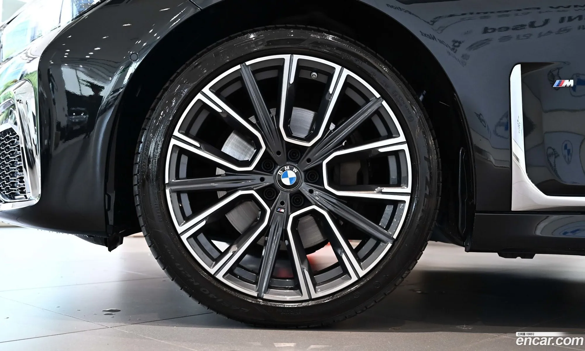 BMW 7 Series 2021 — 8