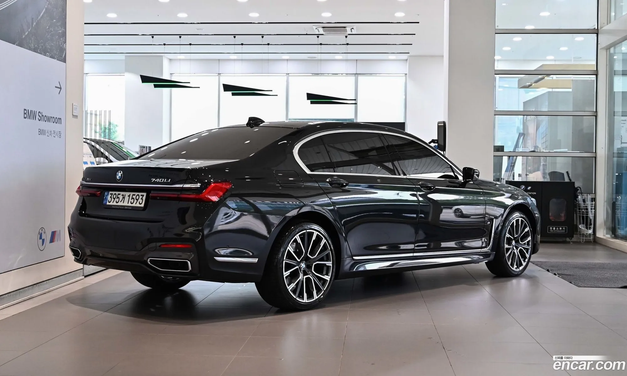 BMW 7 Series 2021 — 12