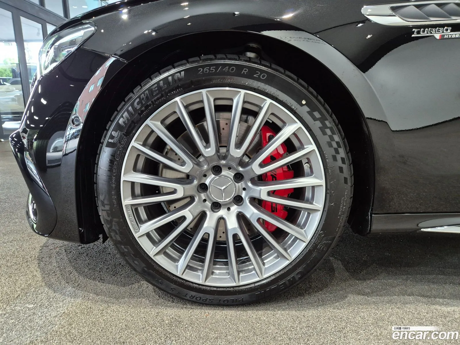Mercedes-Benz E-Class W214 2025 — 18
