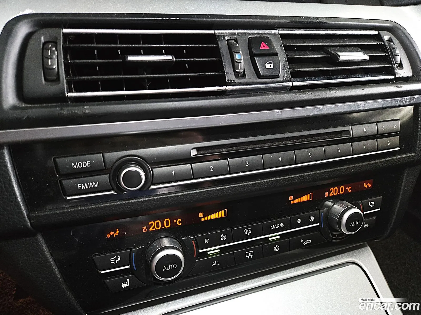 BMW 5 Series 2012 — 16