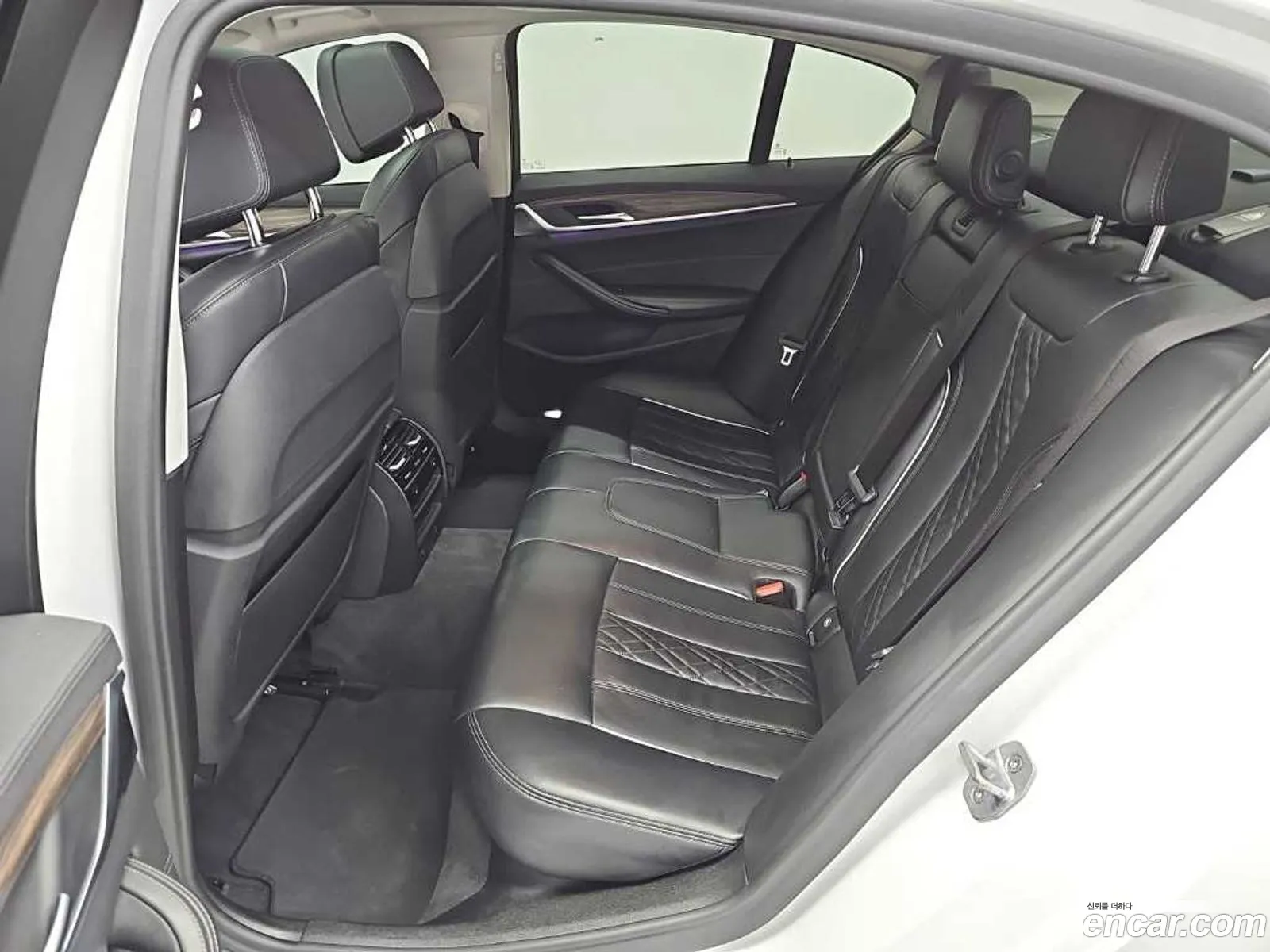 BMW 5 Series 2019 — 13