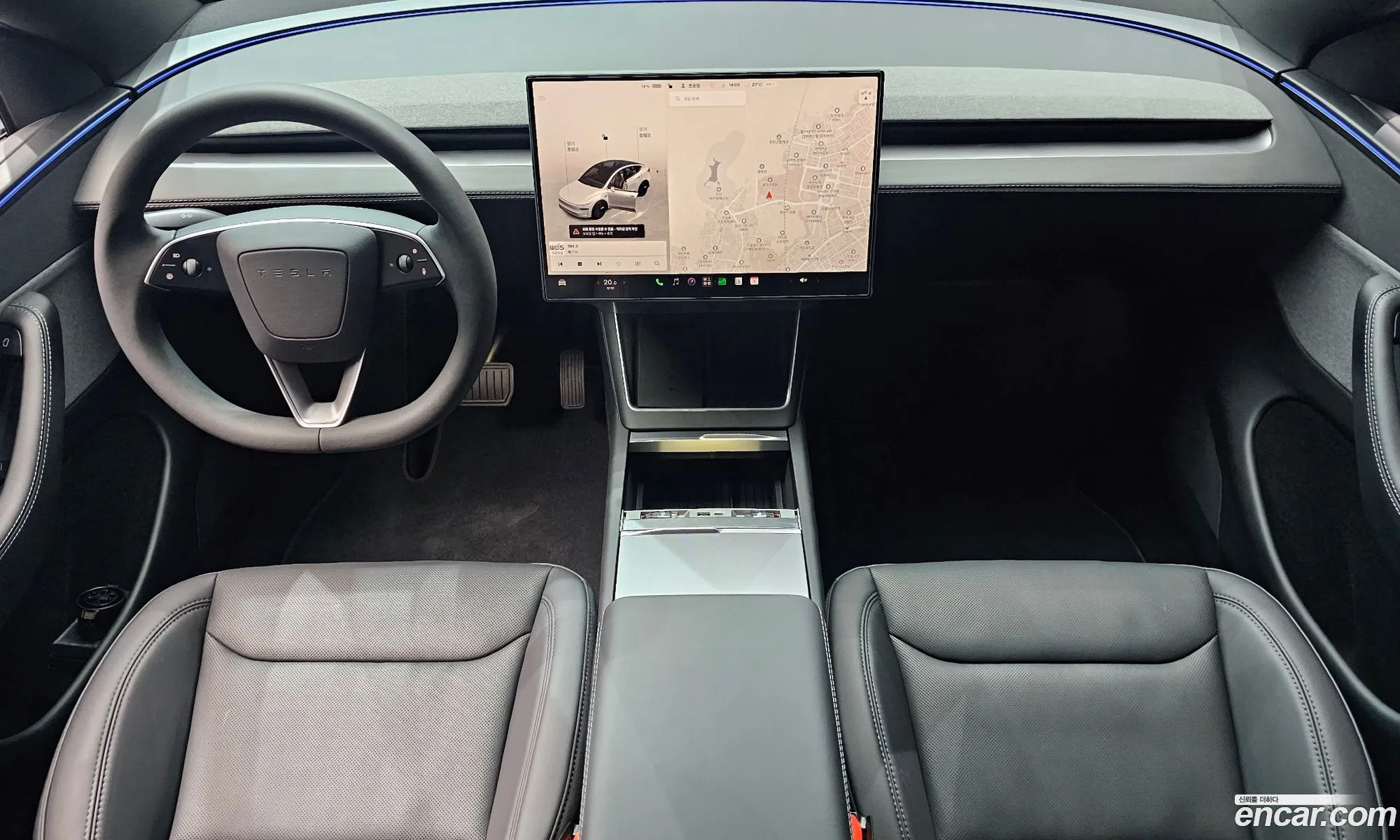 Tesla Model Y 2026 — 16