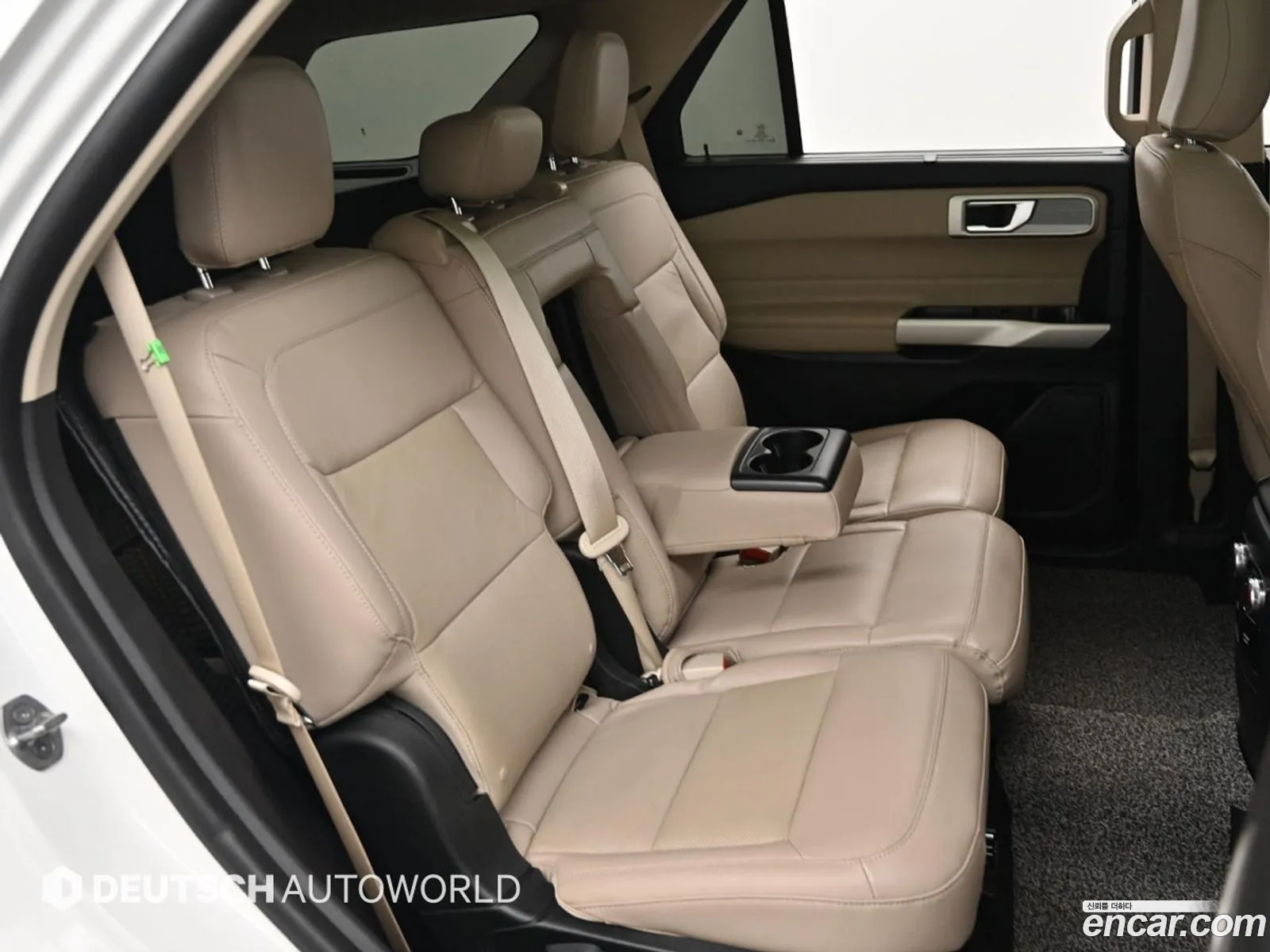 Ford Explorer 6th Gen 2022 — 12