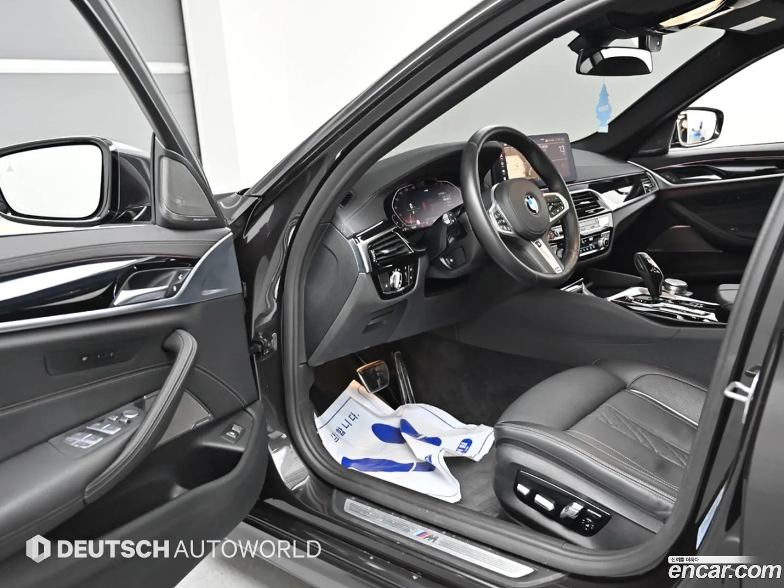 BMW 5 Series 2021 — 12