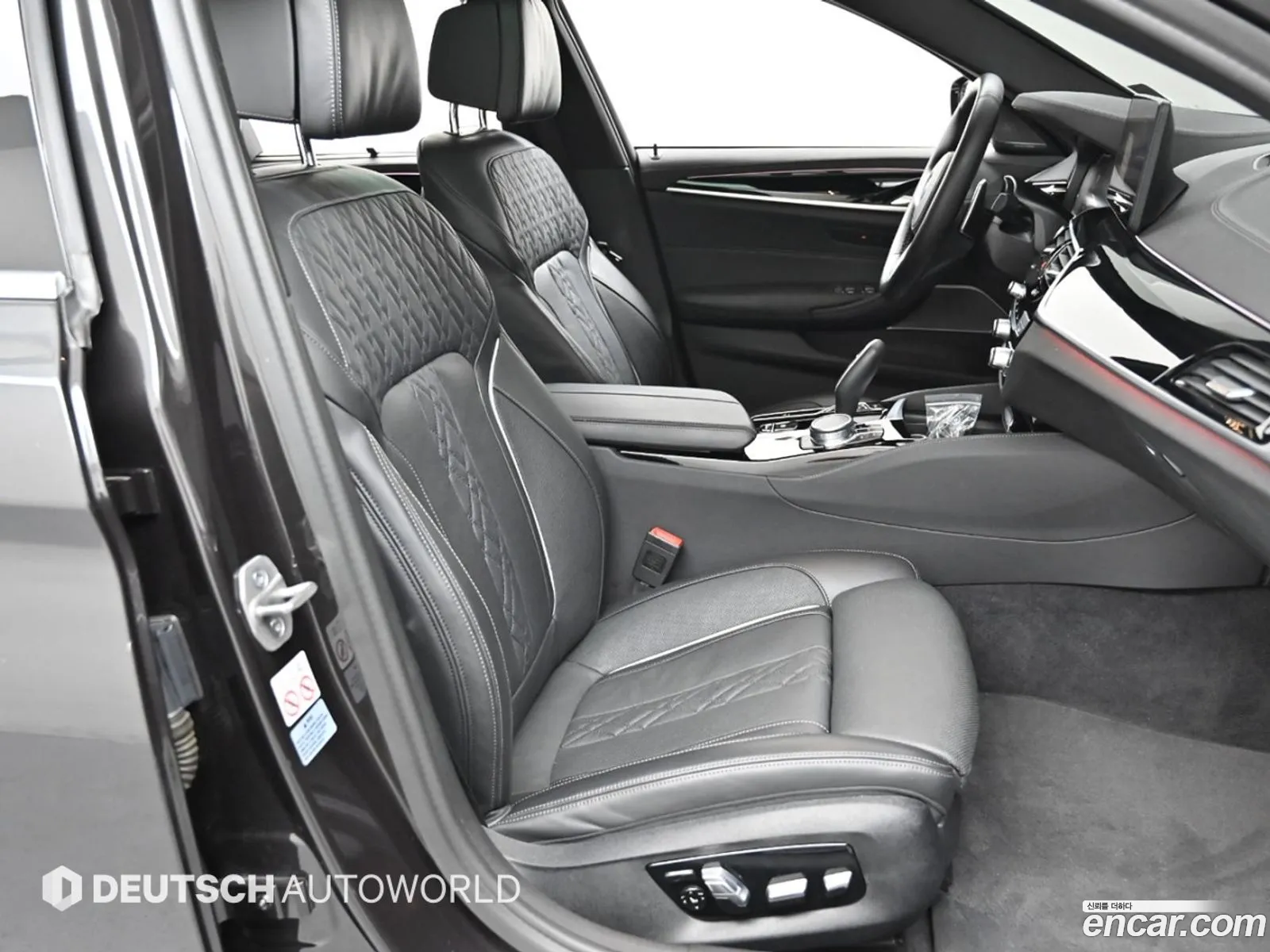 BMW 5 Series 2021 — 16