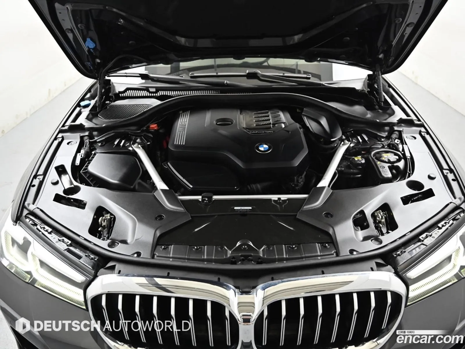 BMW 5 Series 2021 — 18