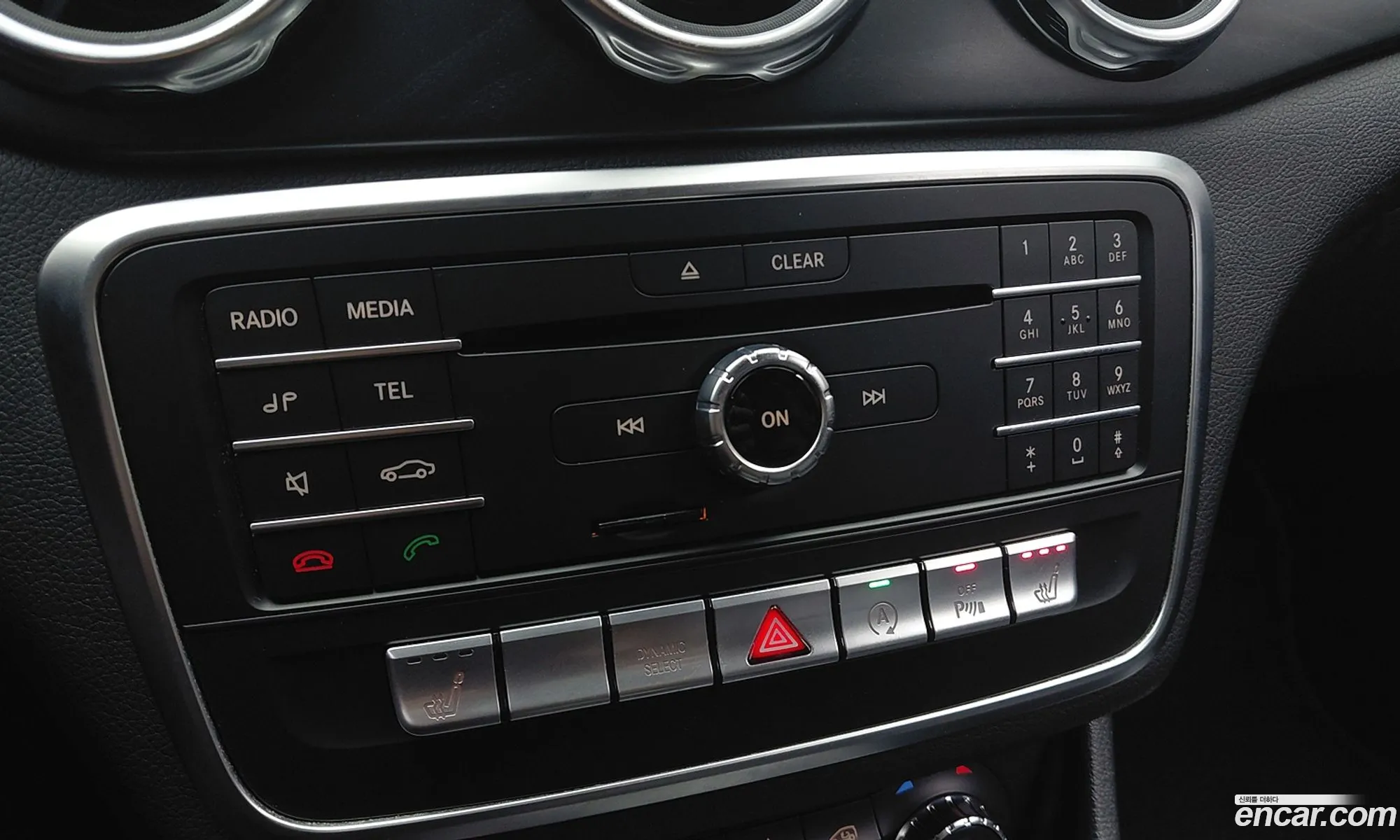Mercedes-Benz GLA-Class X156 2017 — 13