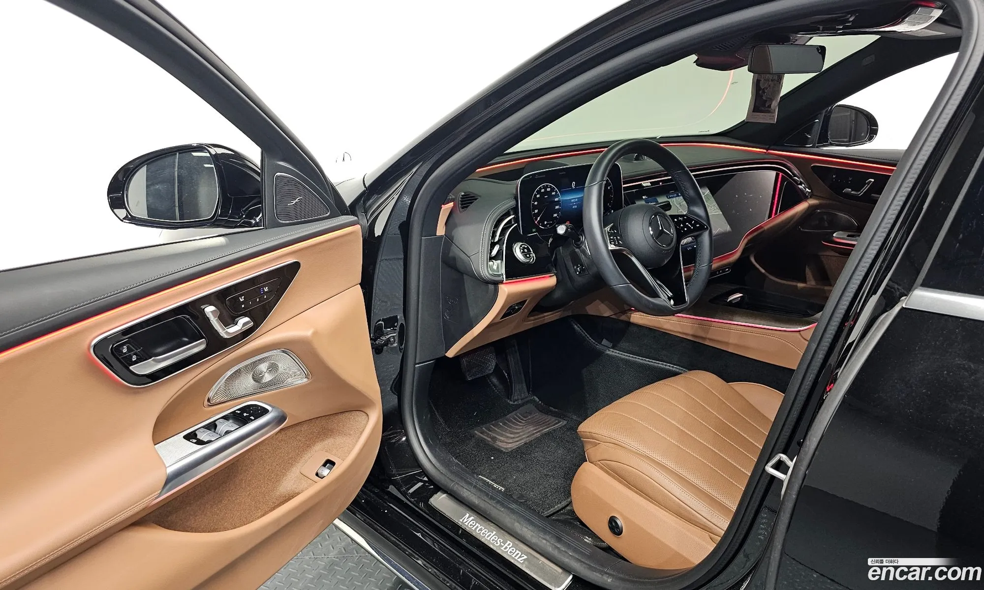 Mercedes-Benz E-Class W214 2024 — 13