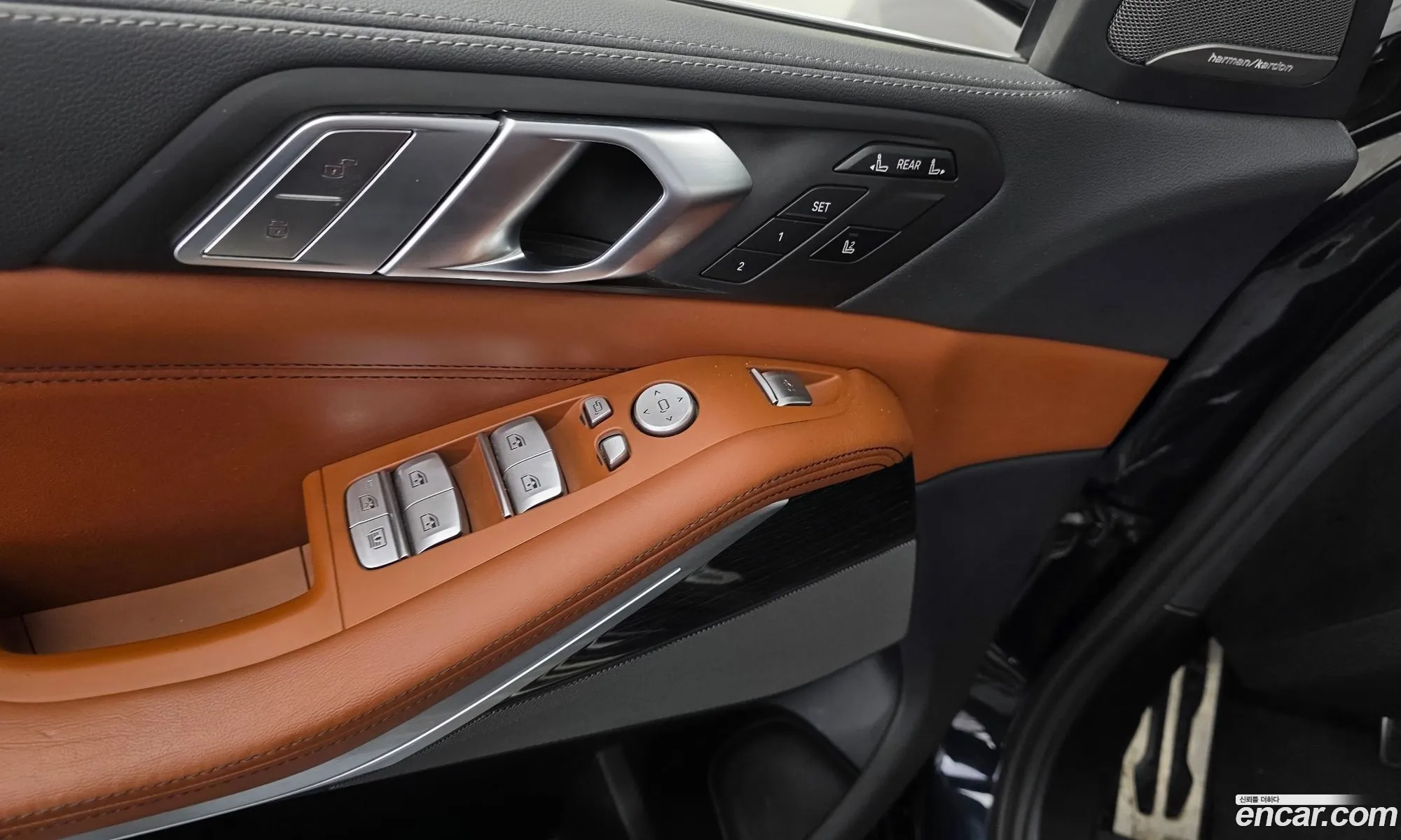 BMW X7 2020 — 11
