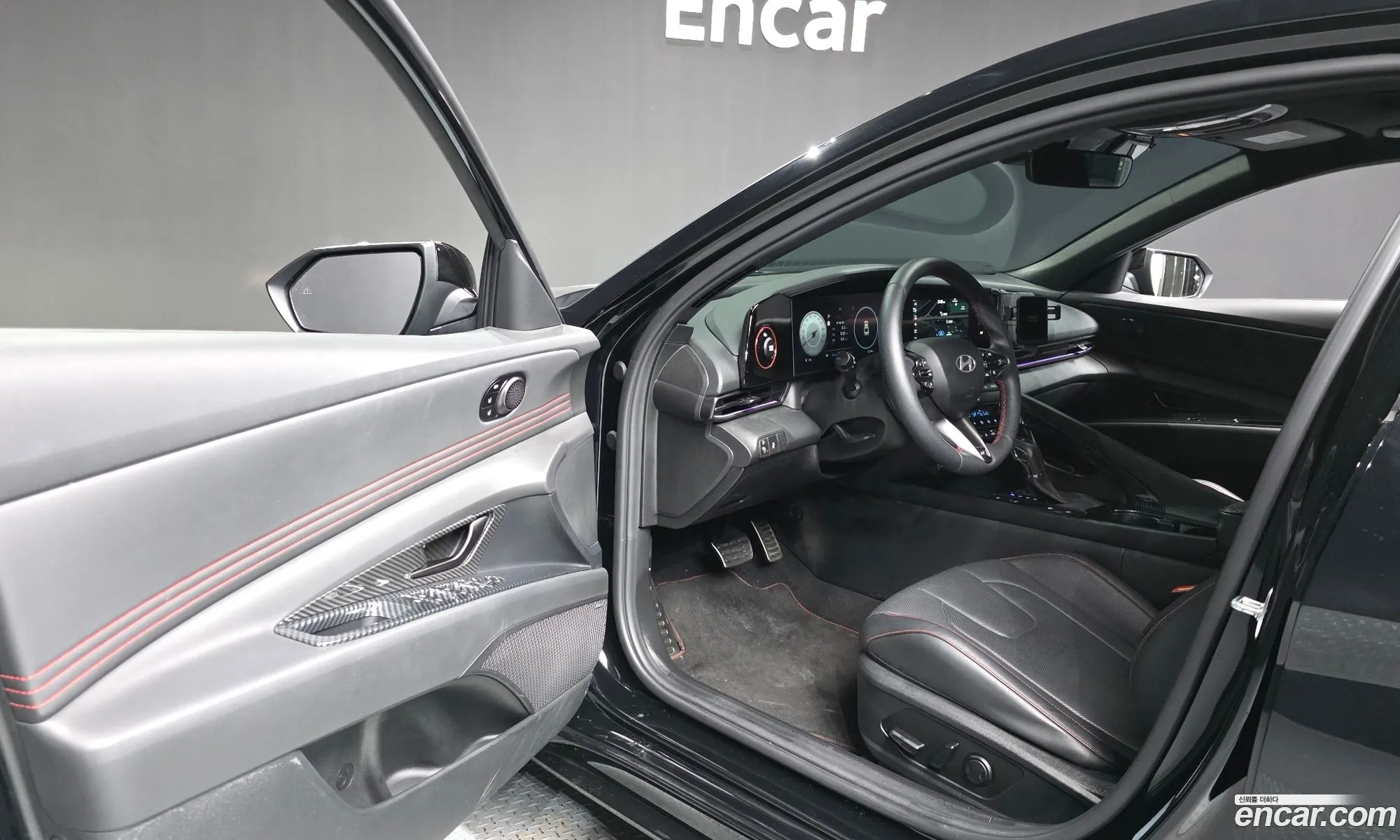 Hyundai Elantra 2024 — 20