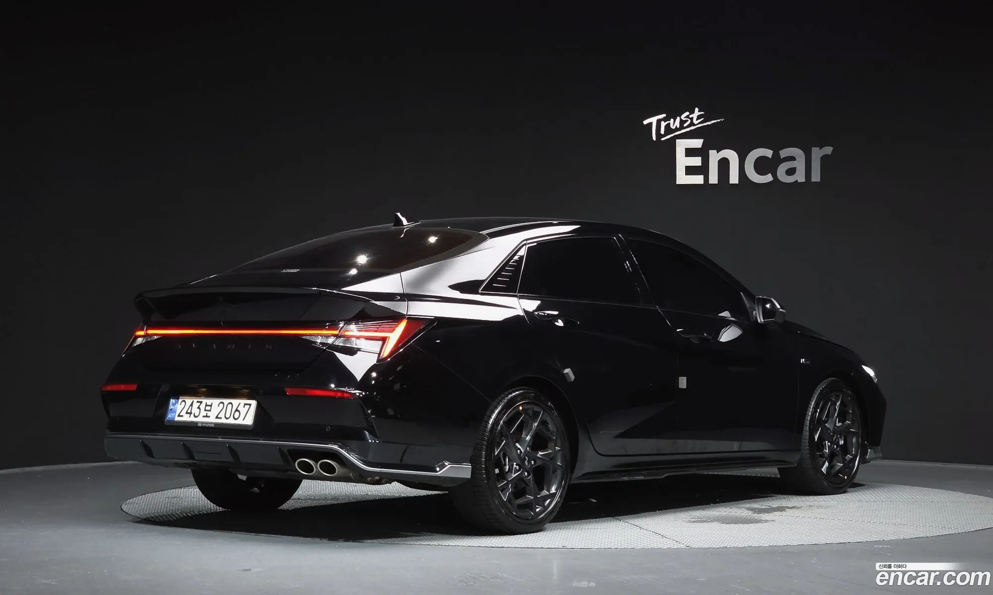 Hyundai Elantra 2024 — 18