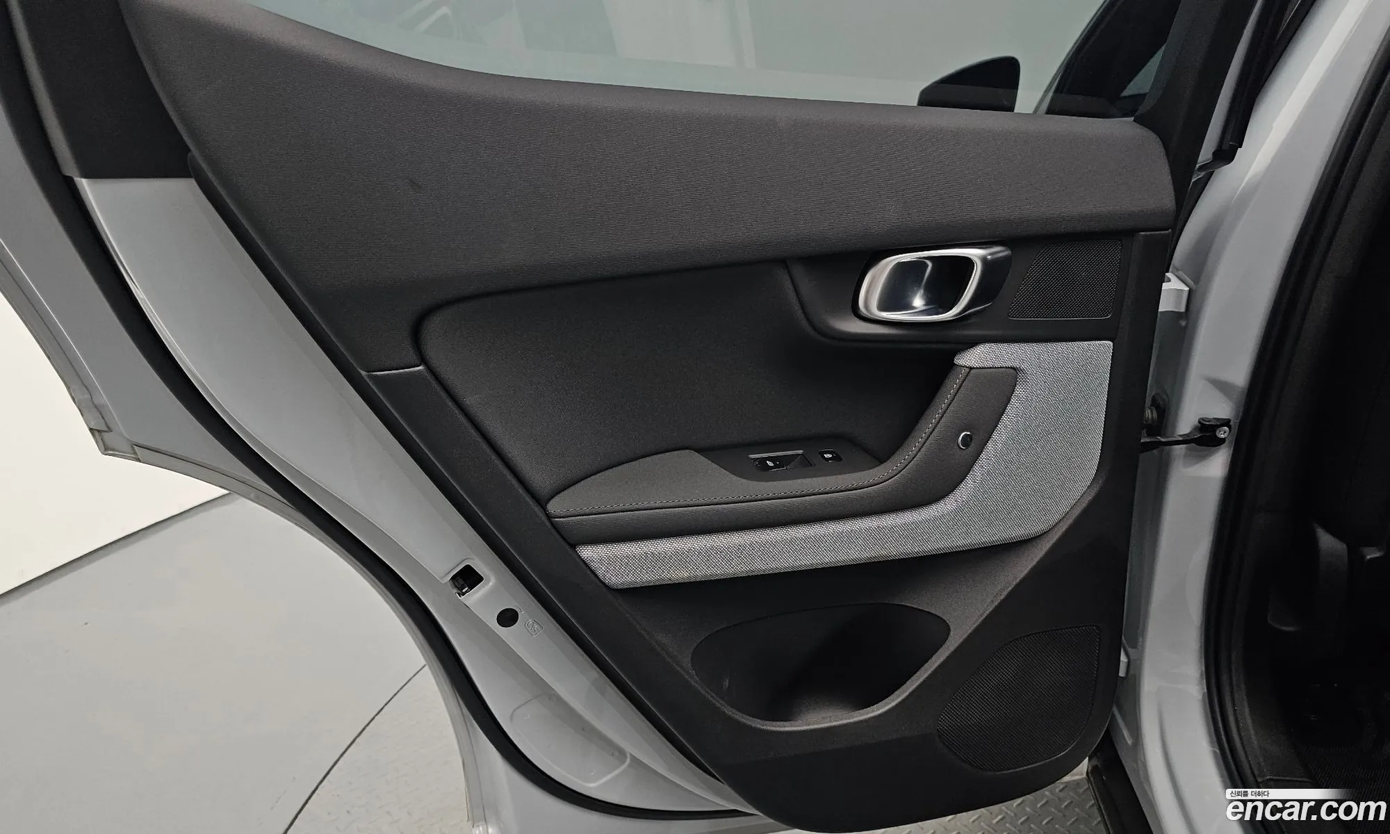 Polestar Polestar 2 2023 YSMVSEGA3PL167414 — 18