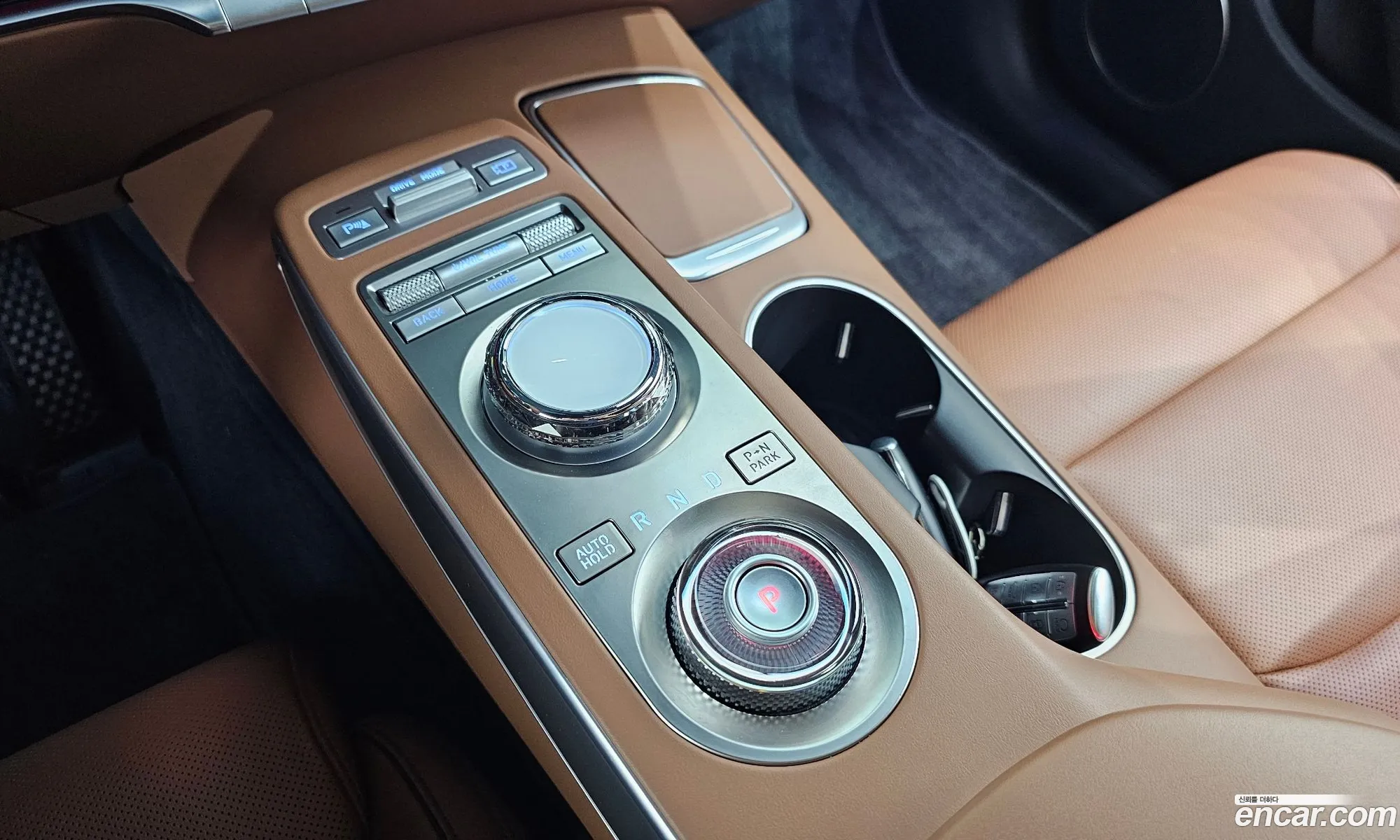 Genesis GV70 2024 — 22