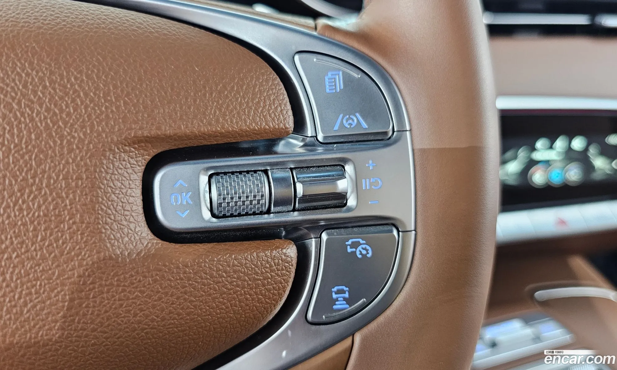 Genesis GV70 2024 — 21