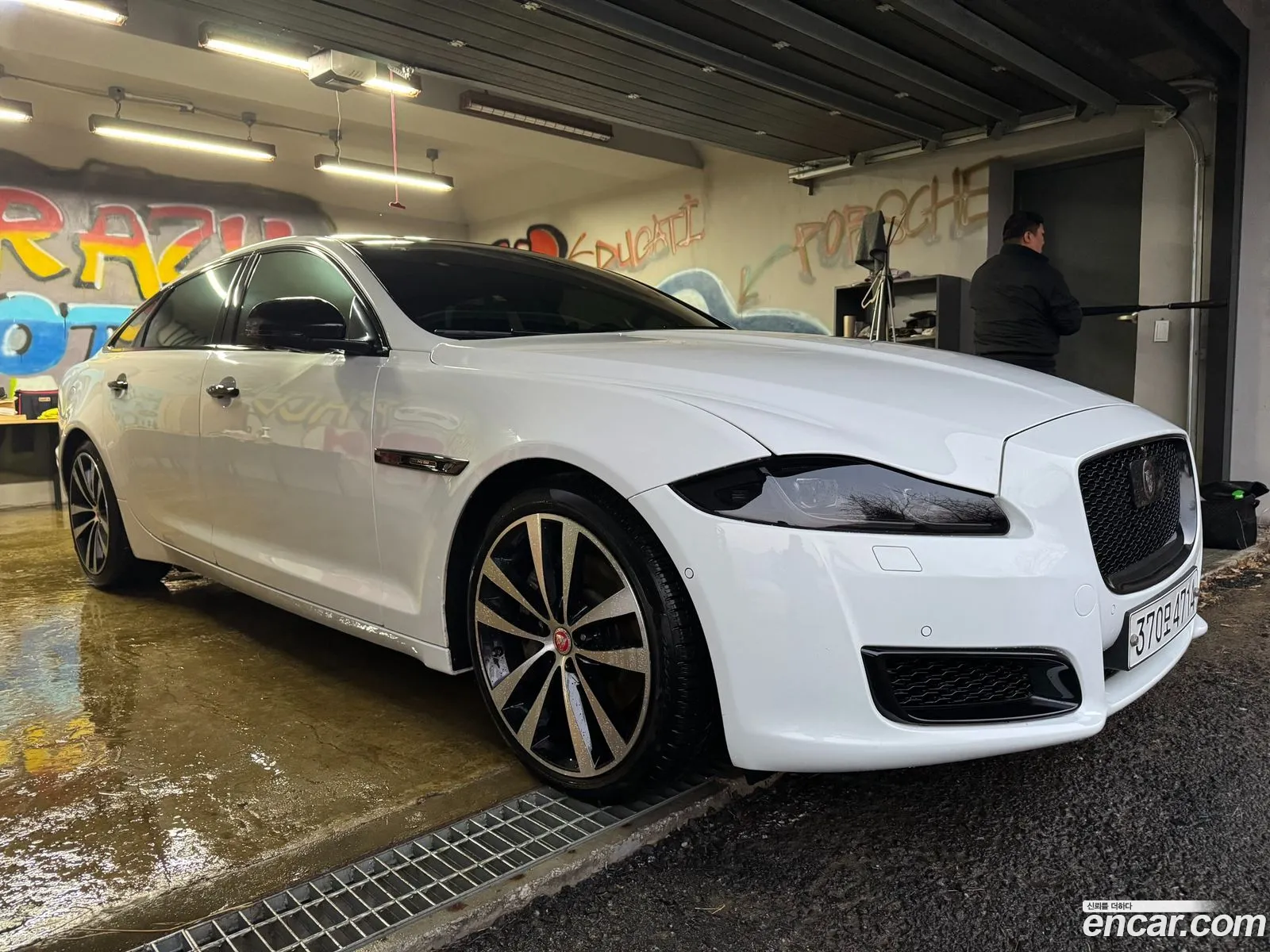 Jaguar XJ 2019 — 9