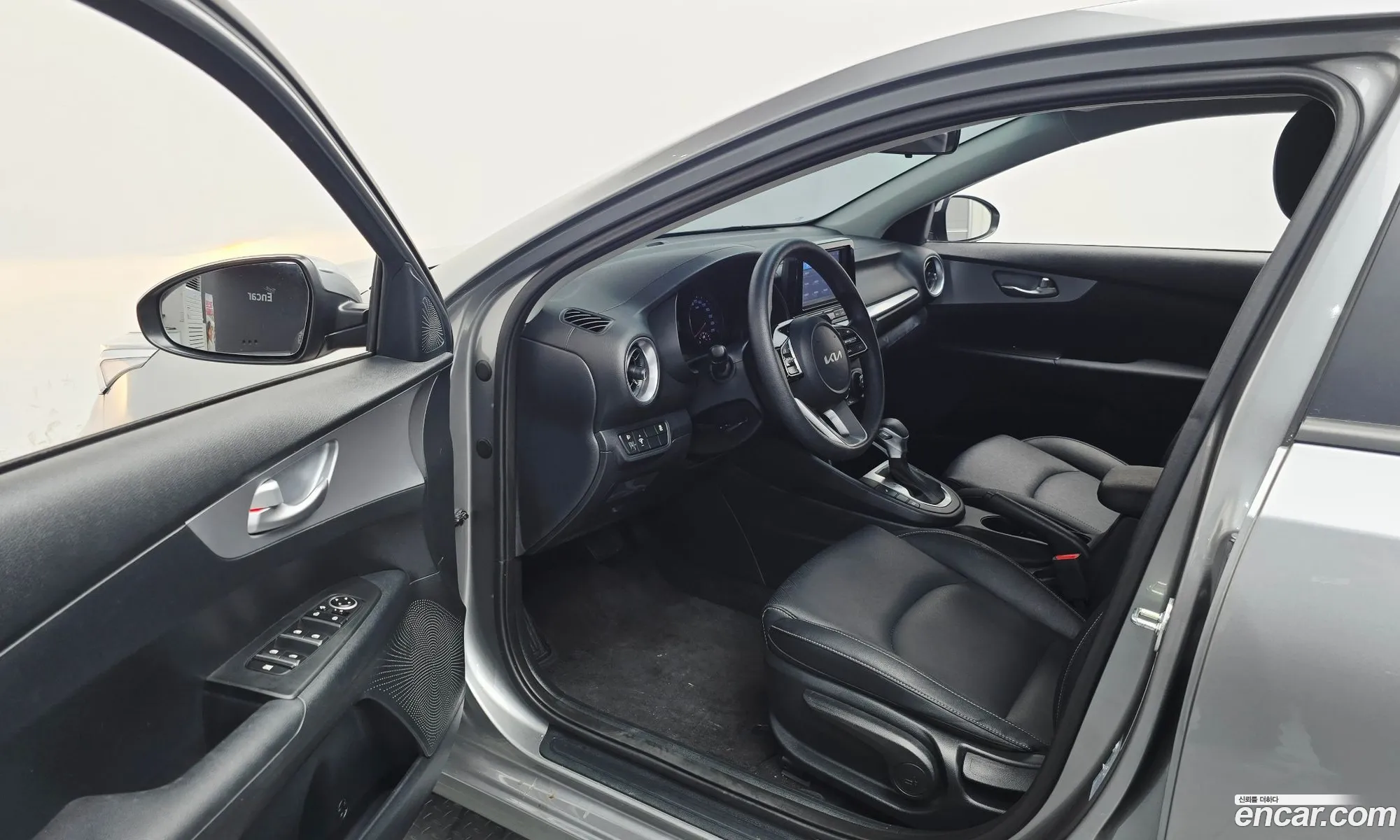 Kia K3 2022 — 20