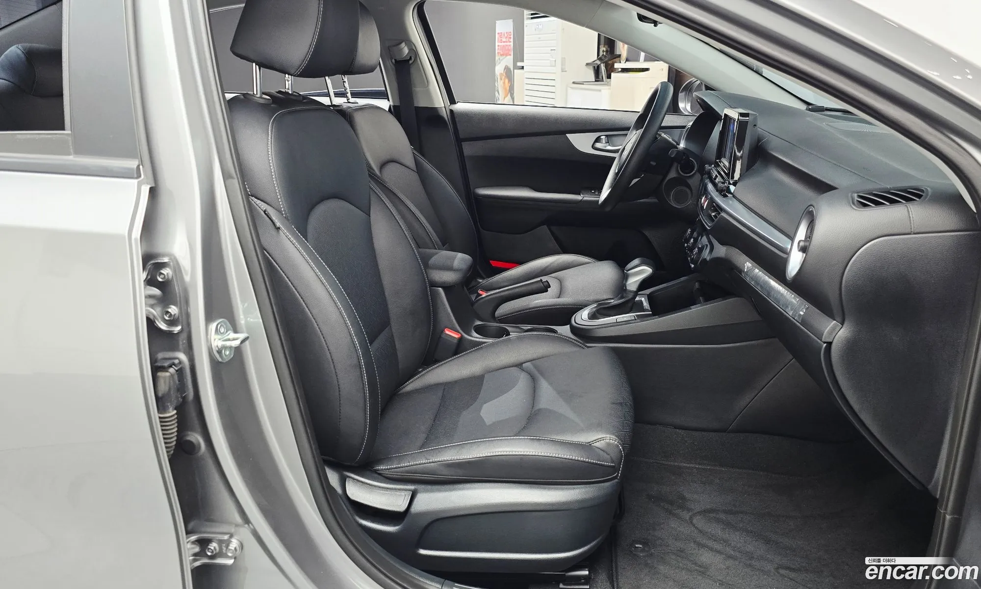 Kia K3 2022 — 9