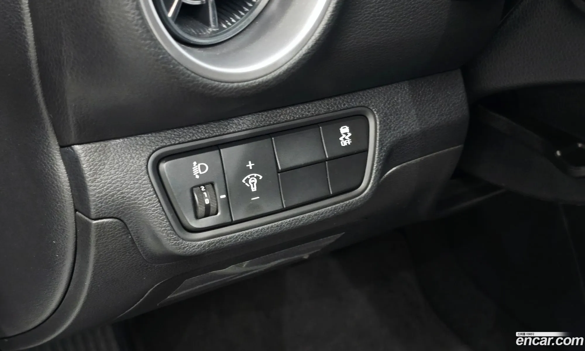 Kia K3 2022 — 18