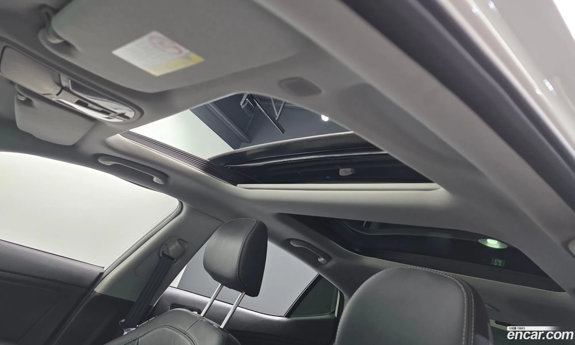 Kia K5 Hybrid 2012 — 30